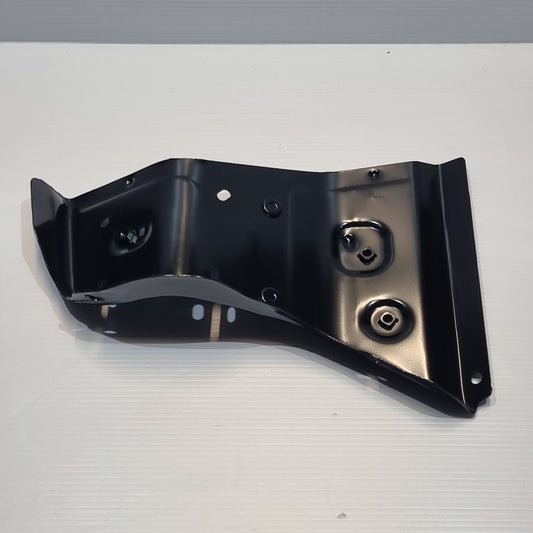 Genuine Front Body Panel Apron - Suzuki | 58413-84M00-000