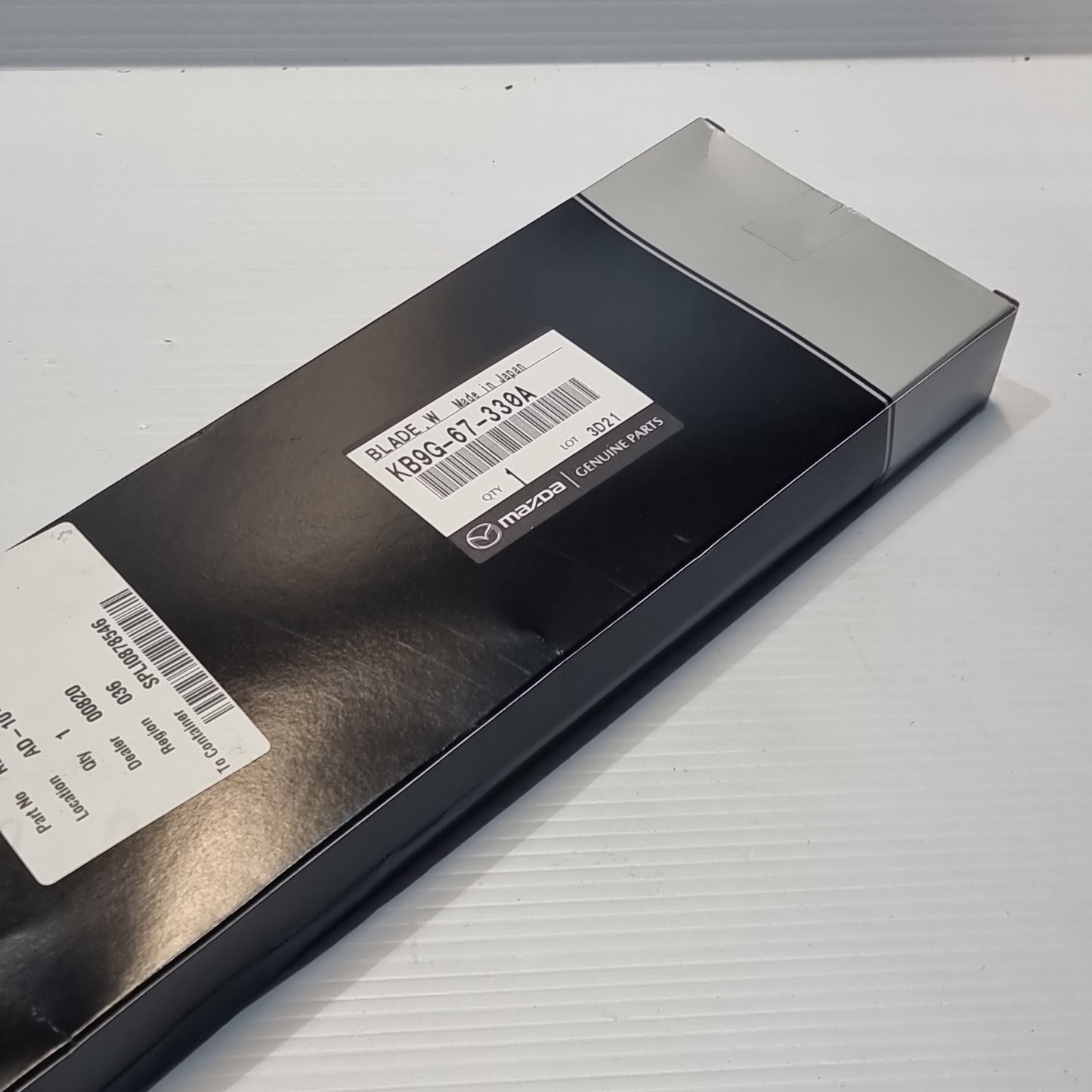 1x Genuine Wiper Blade - Mazda 6 Estate 2012 | KB9G67330A