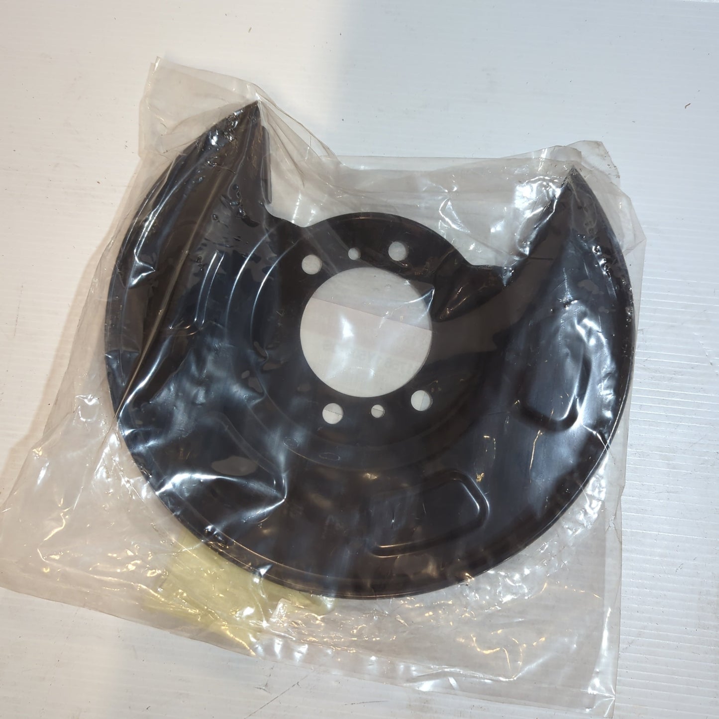 Genuine Kia Cover-Fr Brake Disc | 517561Y500-DS