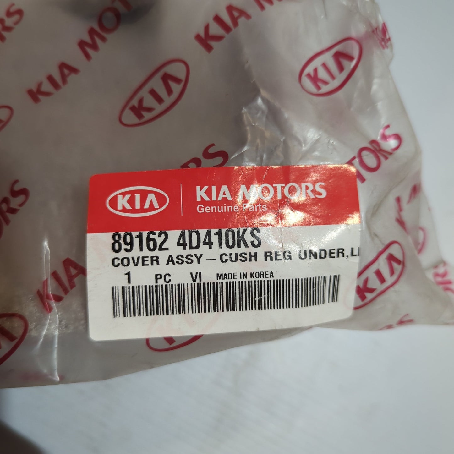 Genuine 3rd Row Left Seat Cushion Moulding - Kia Sedona 2006-2012 | 891624D410KS