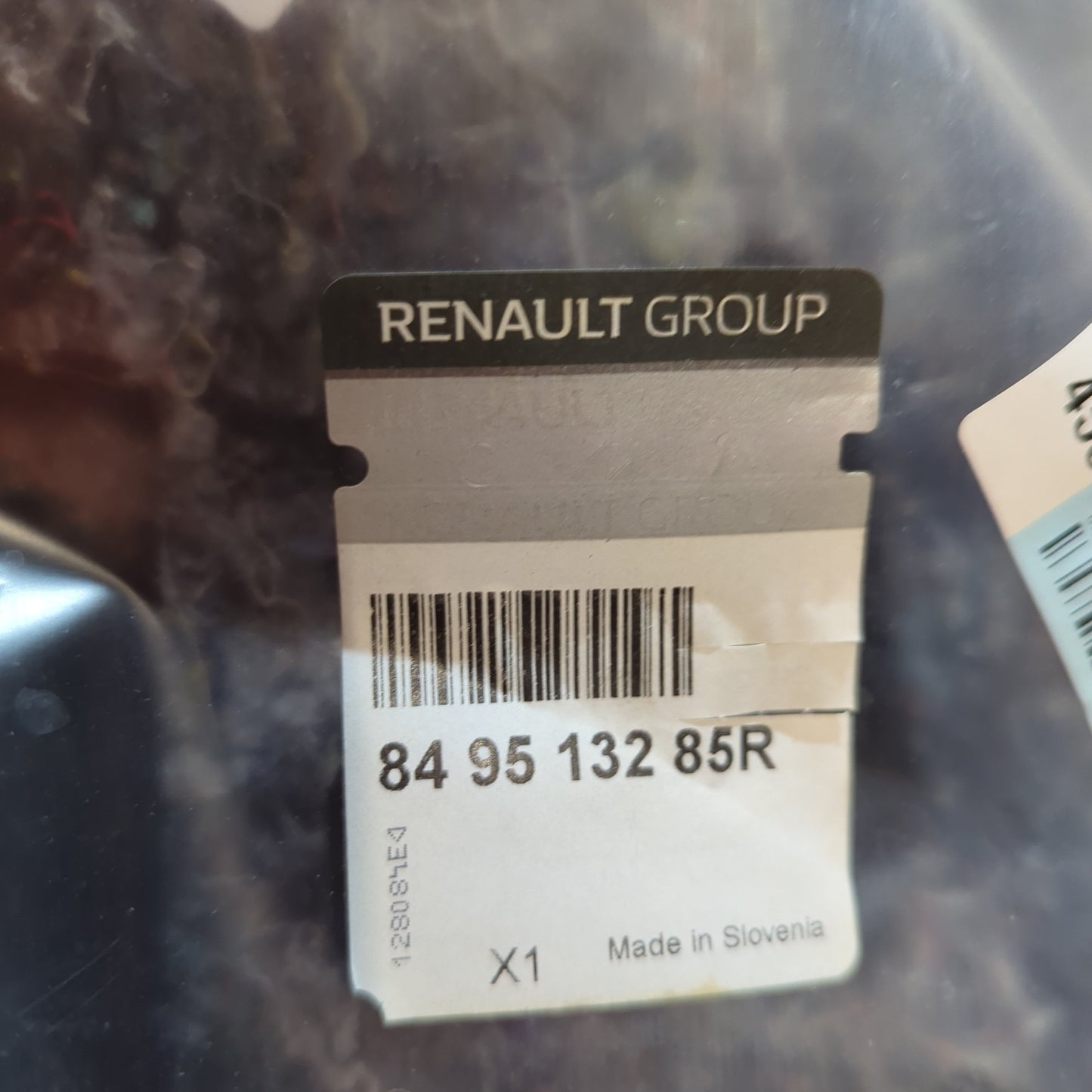 Genuine Renault Trim-Rr Lh Wh | 84 95 132 85R