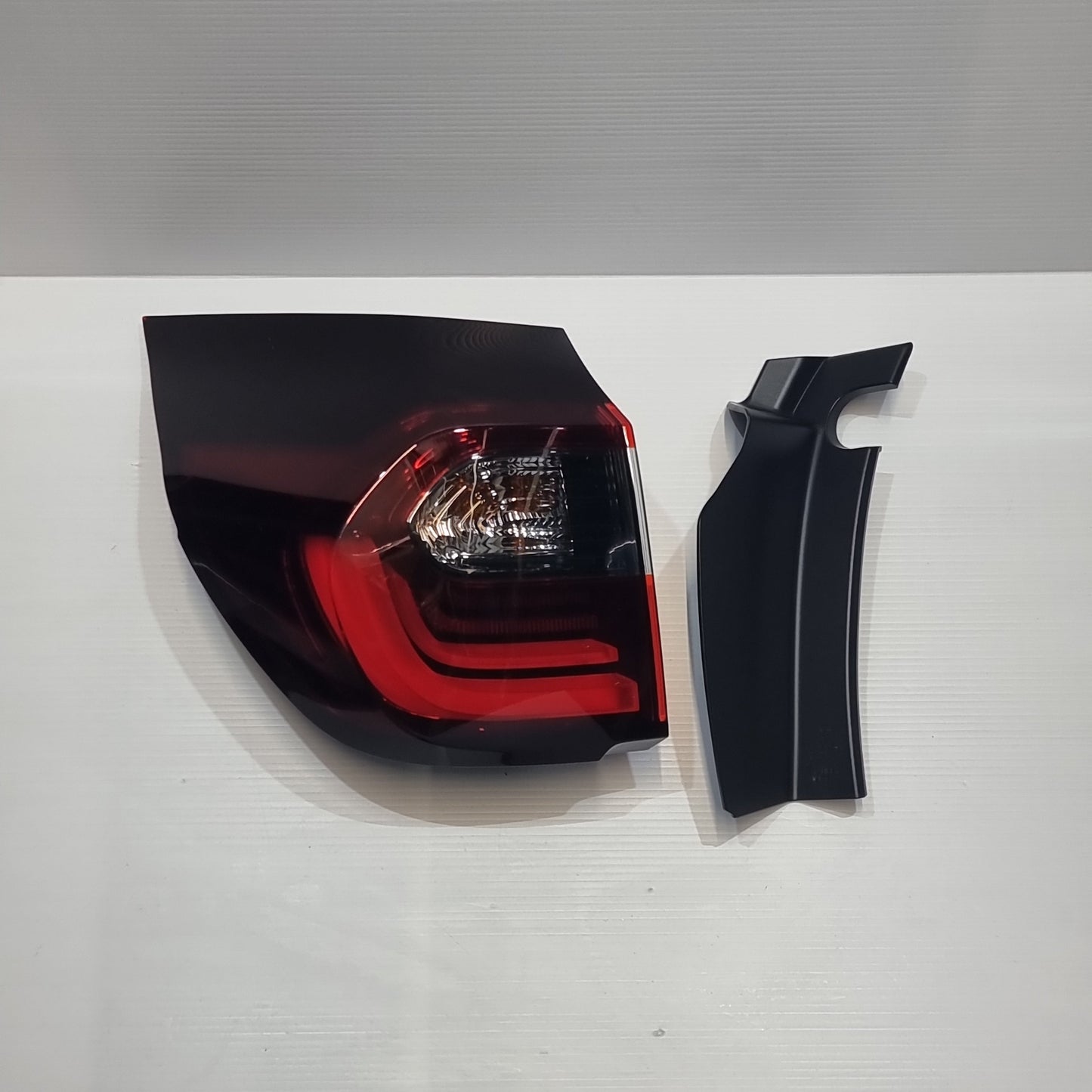 Genuine Honda Taillight Assy., L. | 33550TZAJ01