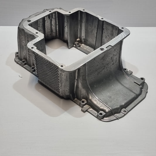 Genuine Engine Oil Sump - Toyota | SU001-A4404