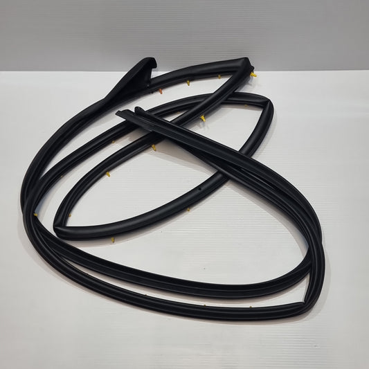 Genuine Front Right Door Weather Strip - Kia Sorento | 821402P000