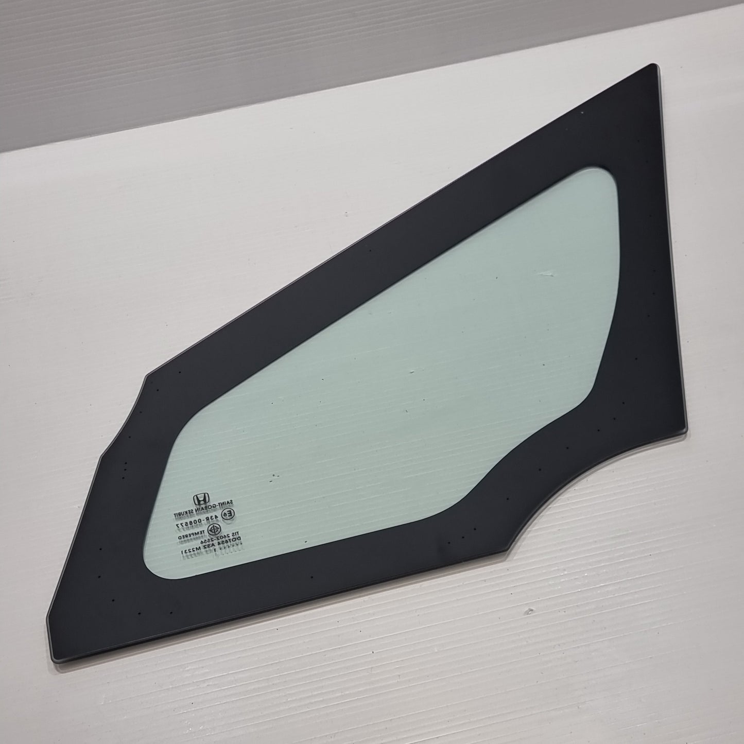 Genuine Right Front Corner Glass - Honda | 73331TG0T90