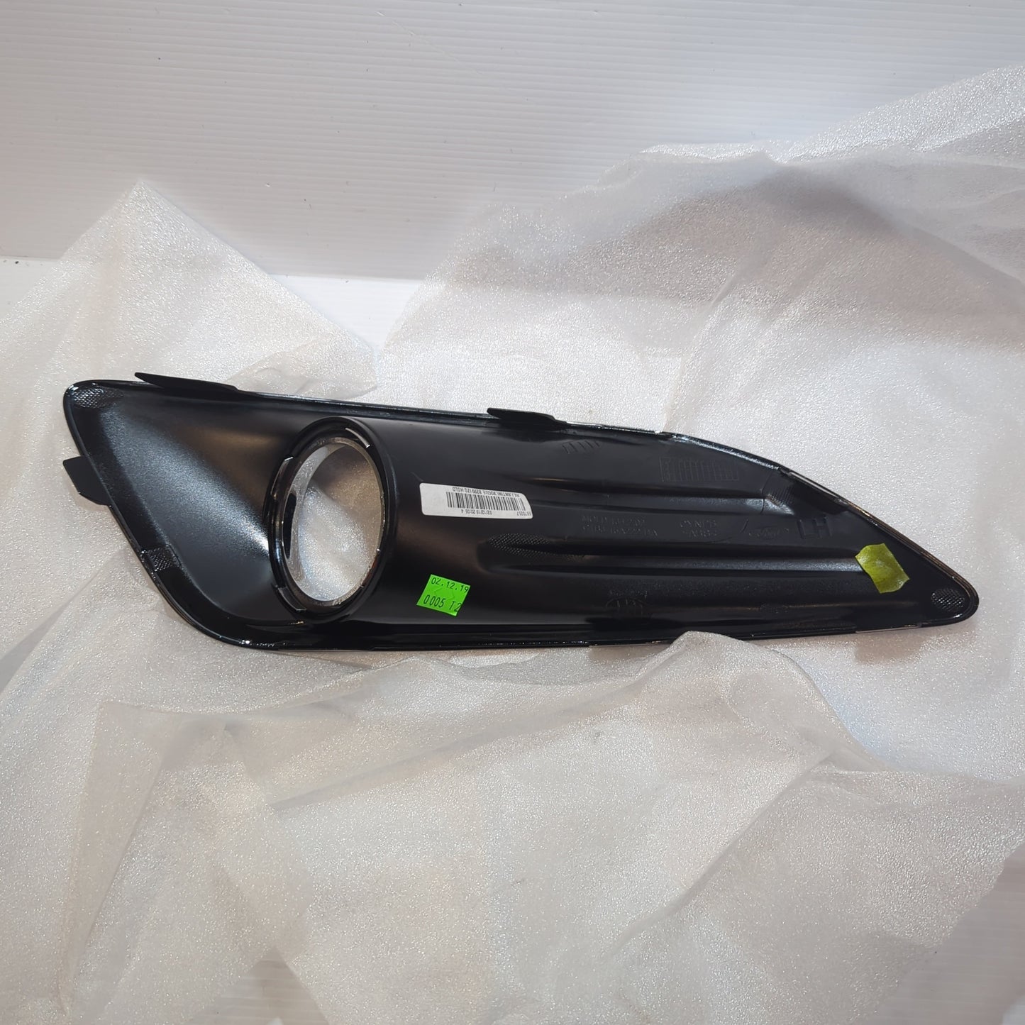 Genuine Left Fog Lamp Bracket - Ford Fiesta CCN 2013-2019 | 1777213