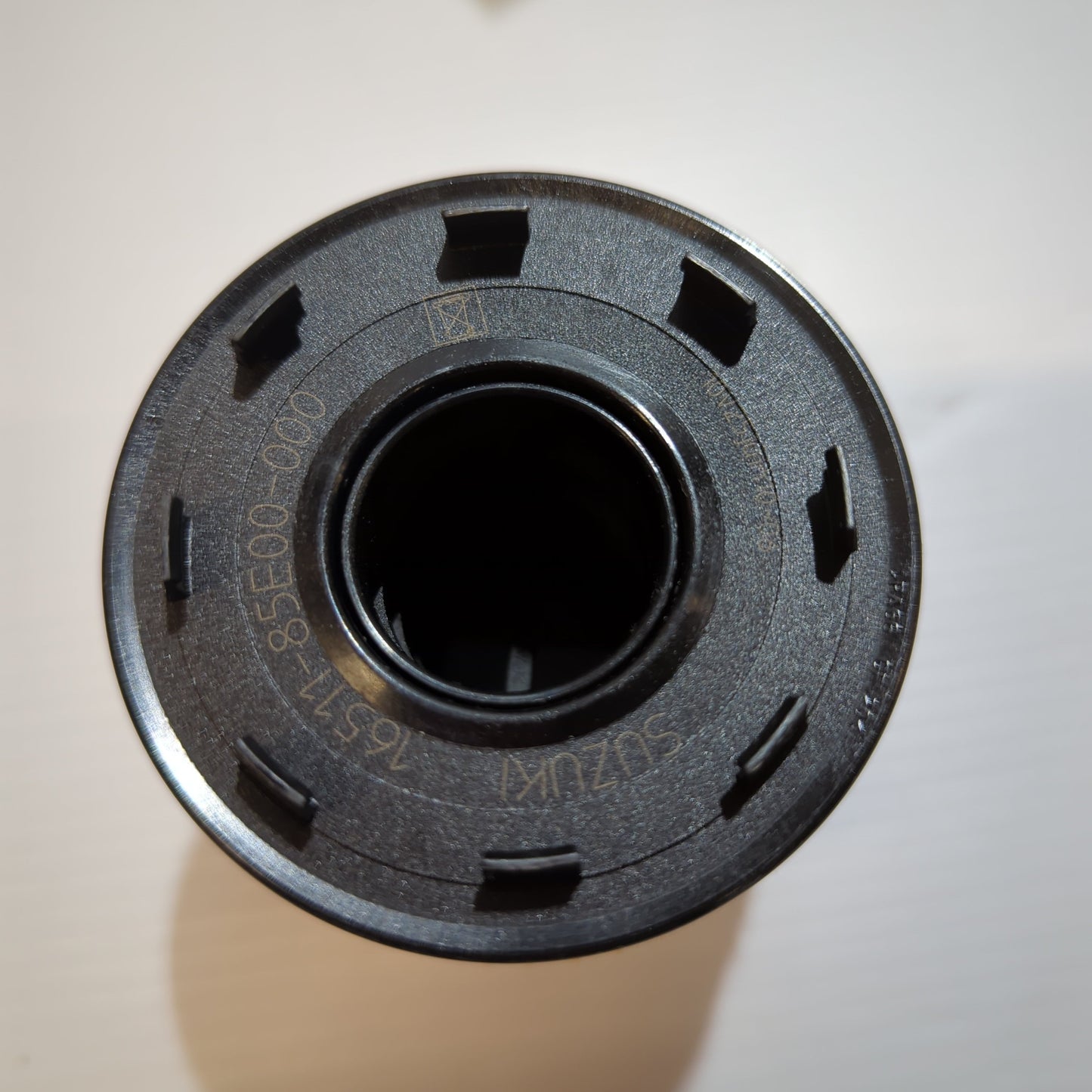 Genuine Oil Filter - Suzuki Swift / Ignis / Splash 1.3 | 16511-85E00-000