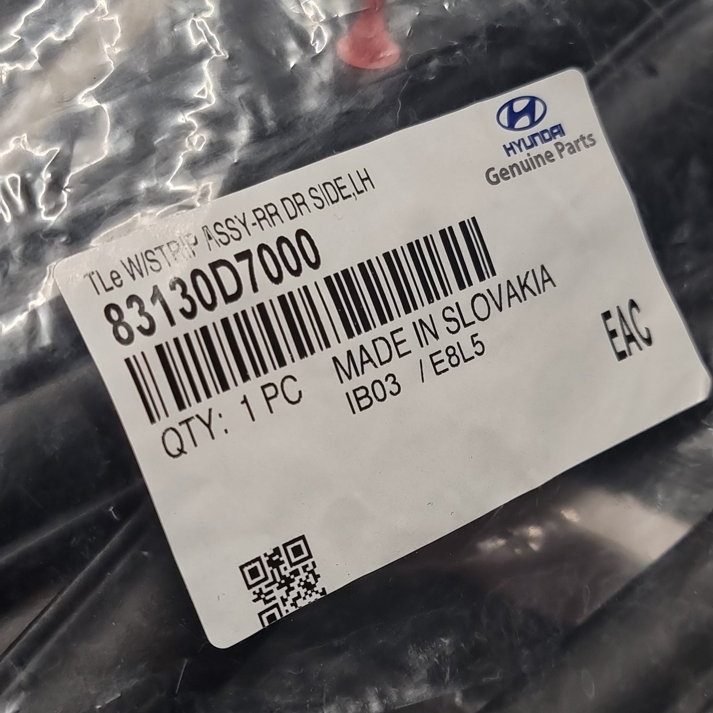 Genuine Rear Left Door Rubber Seal - Hyundai Tuscon | 83130D7000