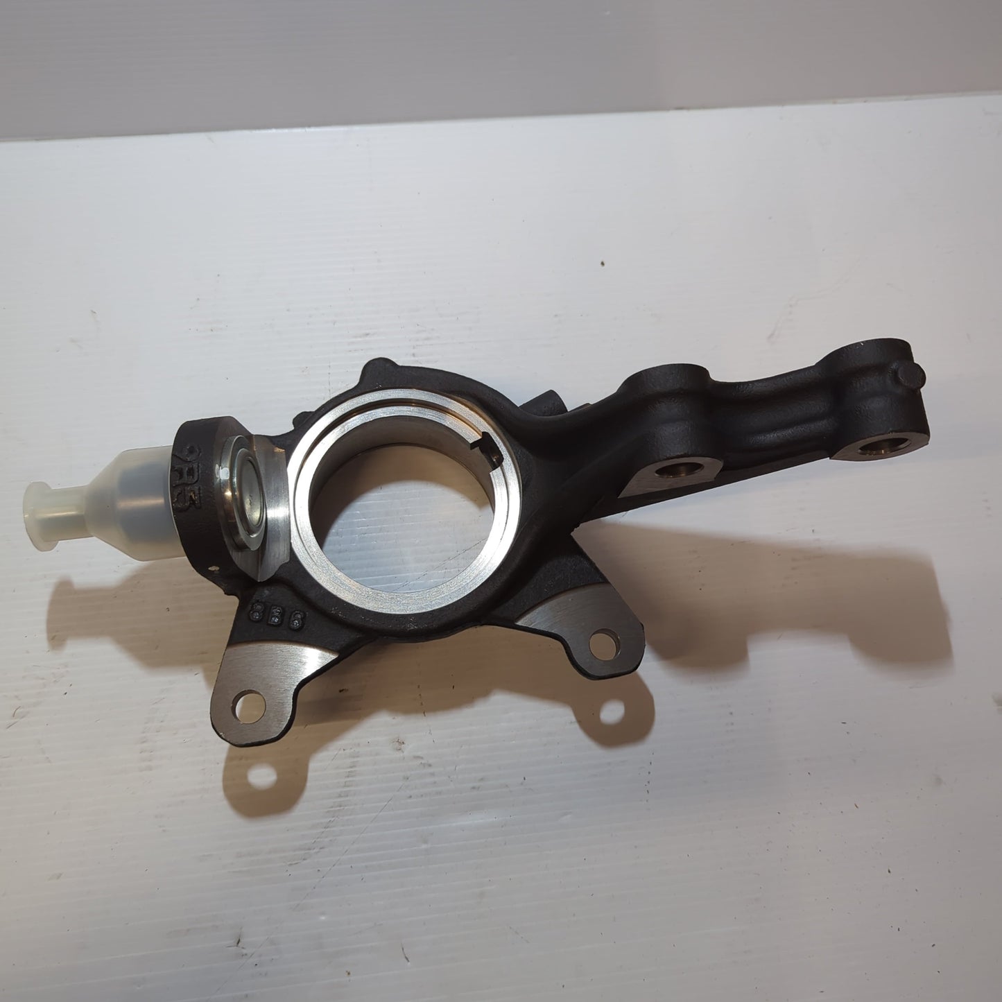 Genuine Front Right Steering Knuckle - Honda CR-V 2002-2006 | 51210S9A982