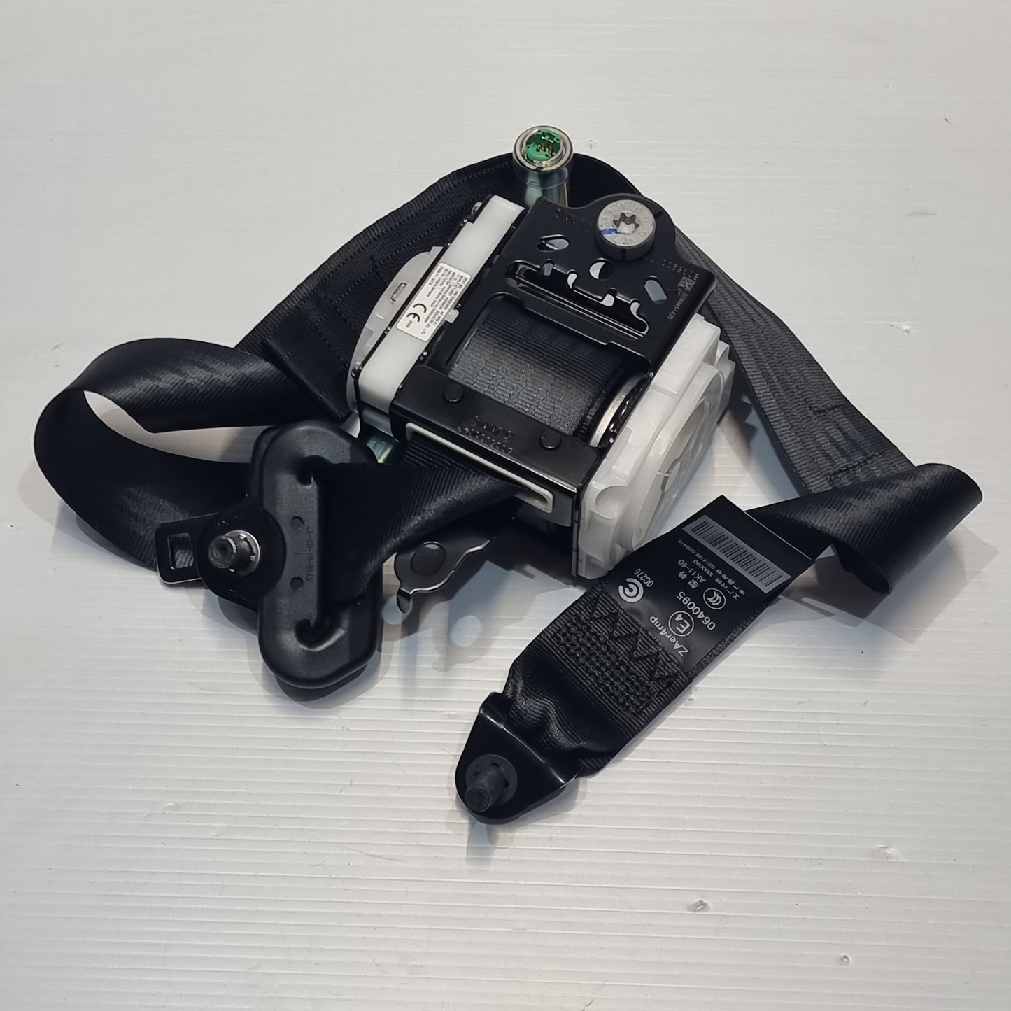 Genuine Front Seat Belt - Ford Ranger 2014-2023 | 2549510