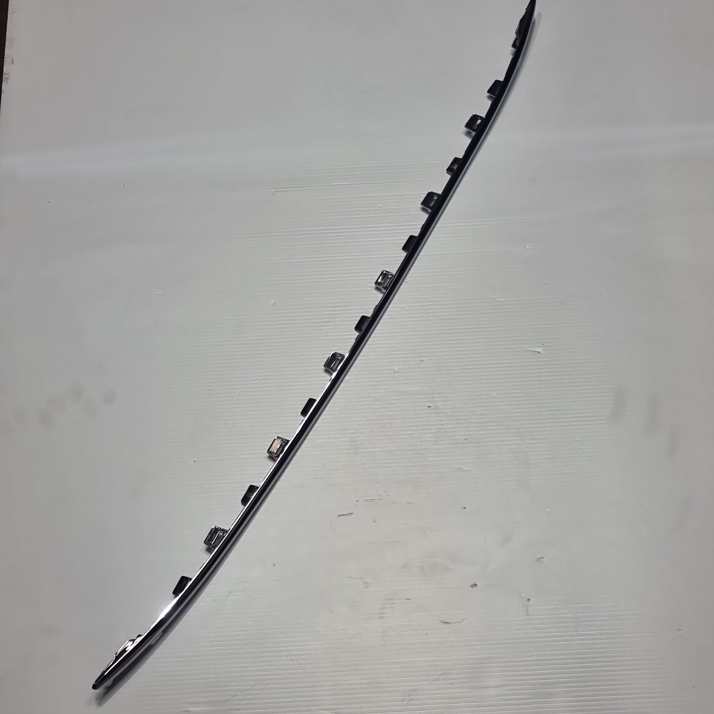 Genuine Front Bumper Chrome Moulding - Fiat 500 2015- | 735642297