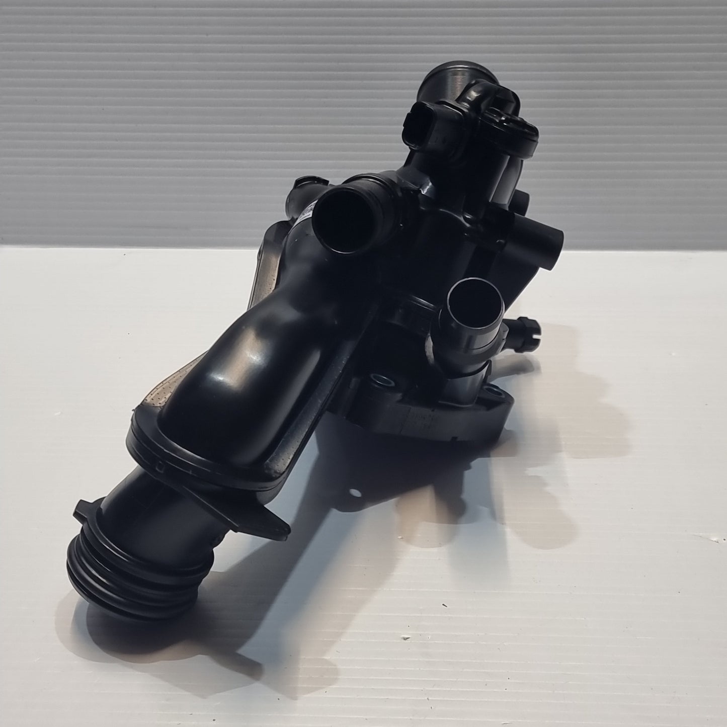 Genuine Peugeot Outlet Tank | 9808646980