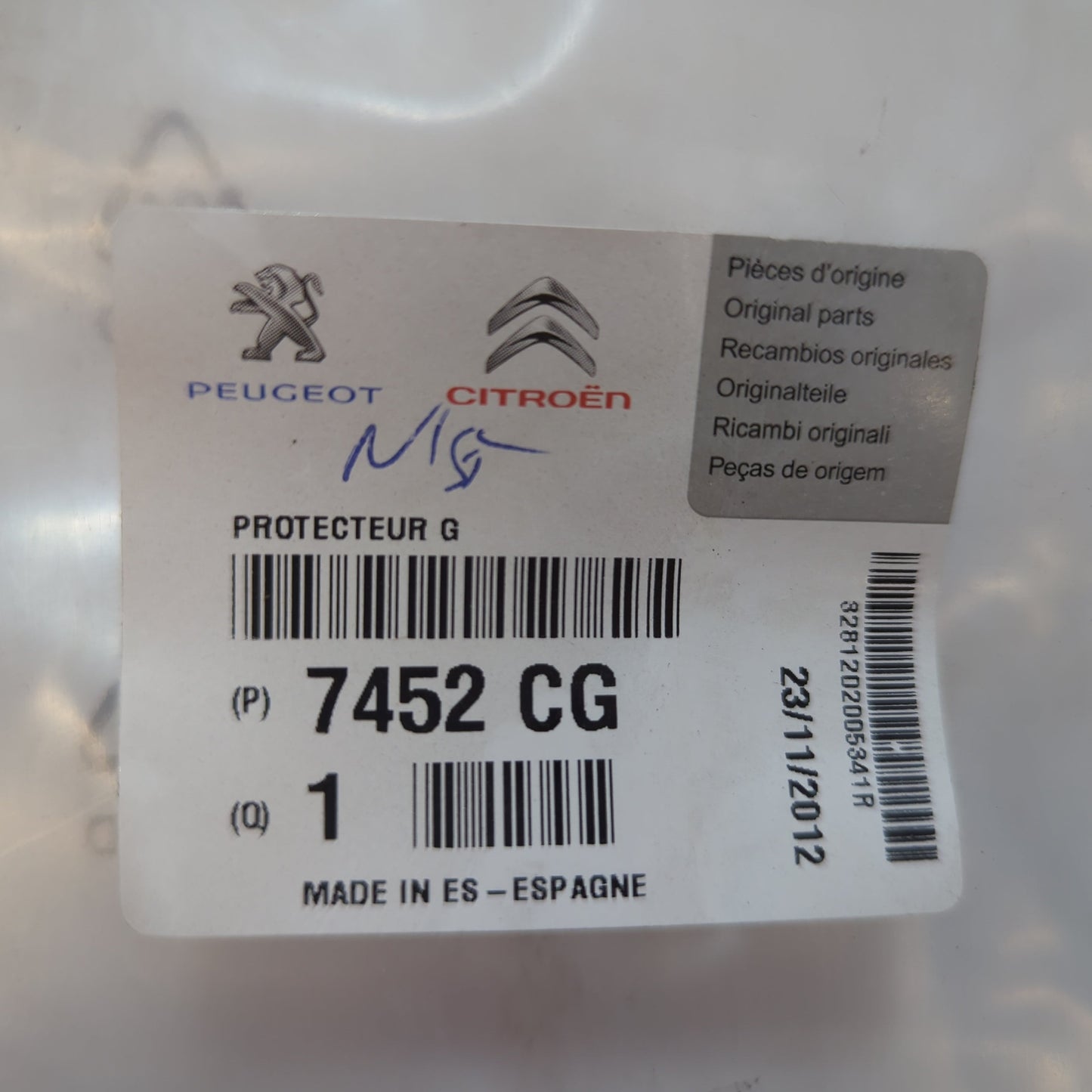 Genuine Front Left Bumper Corner Protector - Citroen Xsara Picasso | 7452CG