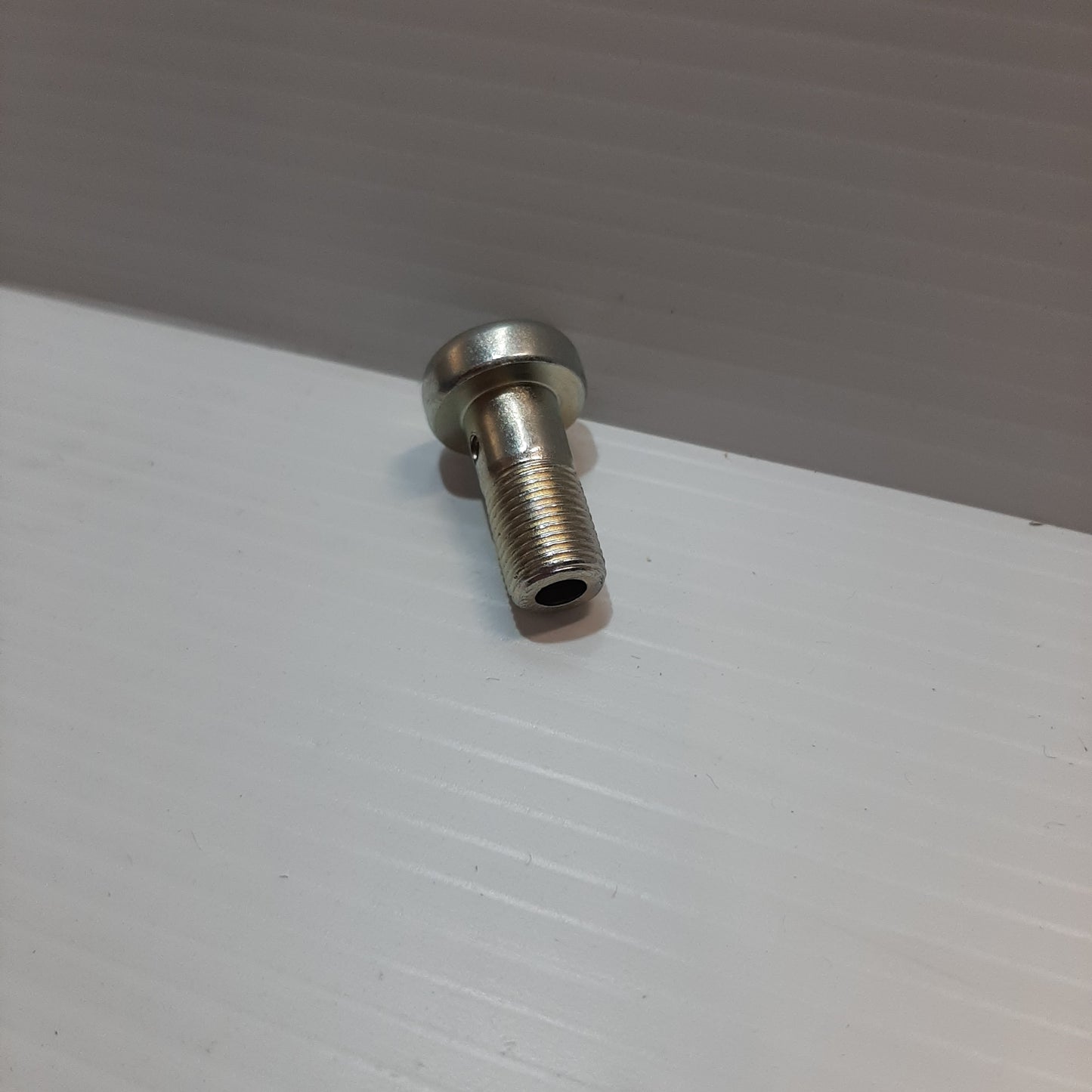 1x Genuine Oil Filter Bolt - Suzuki Swift | 13948-85E10-000