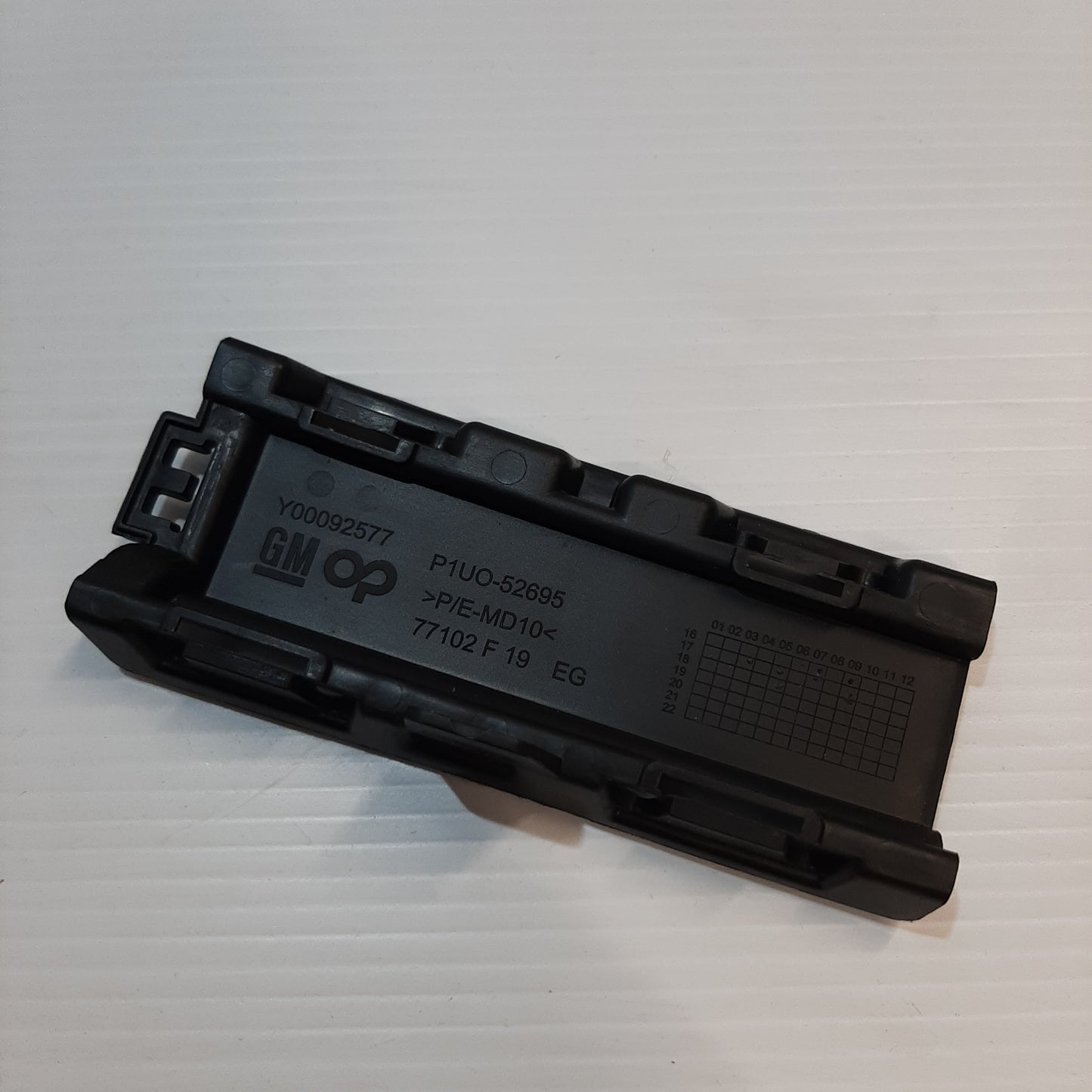 Genuine Front Left Bumper Trim - Vauxhall Grandland X | 3551695
