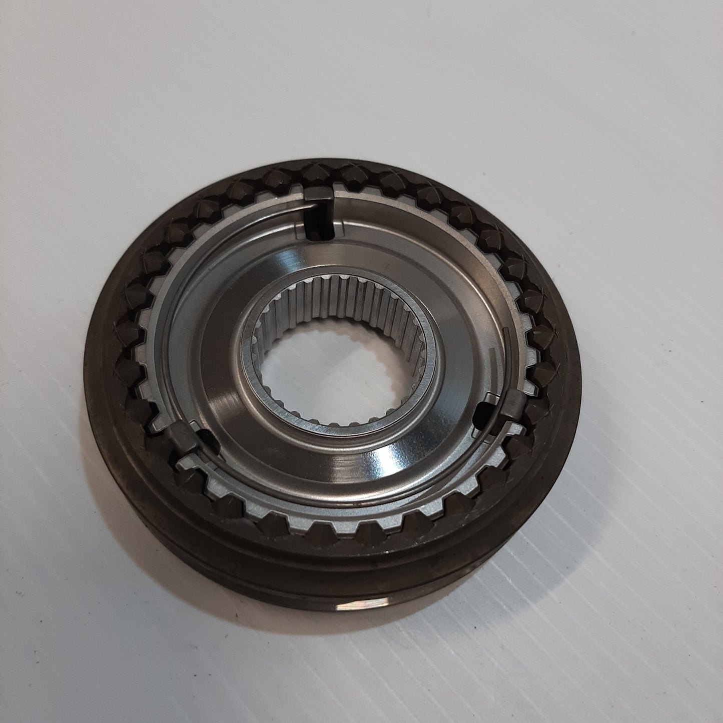Genuine 5-Speed manual Transmission - Ford | 1026579