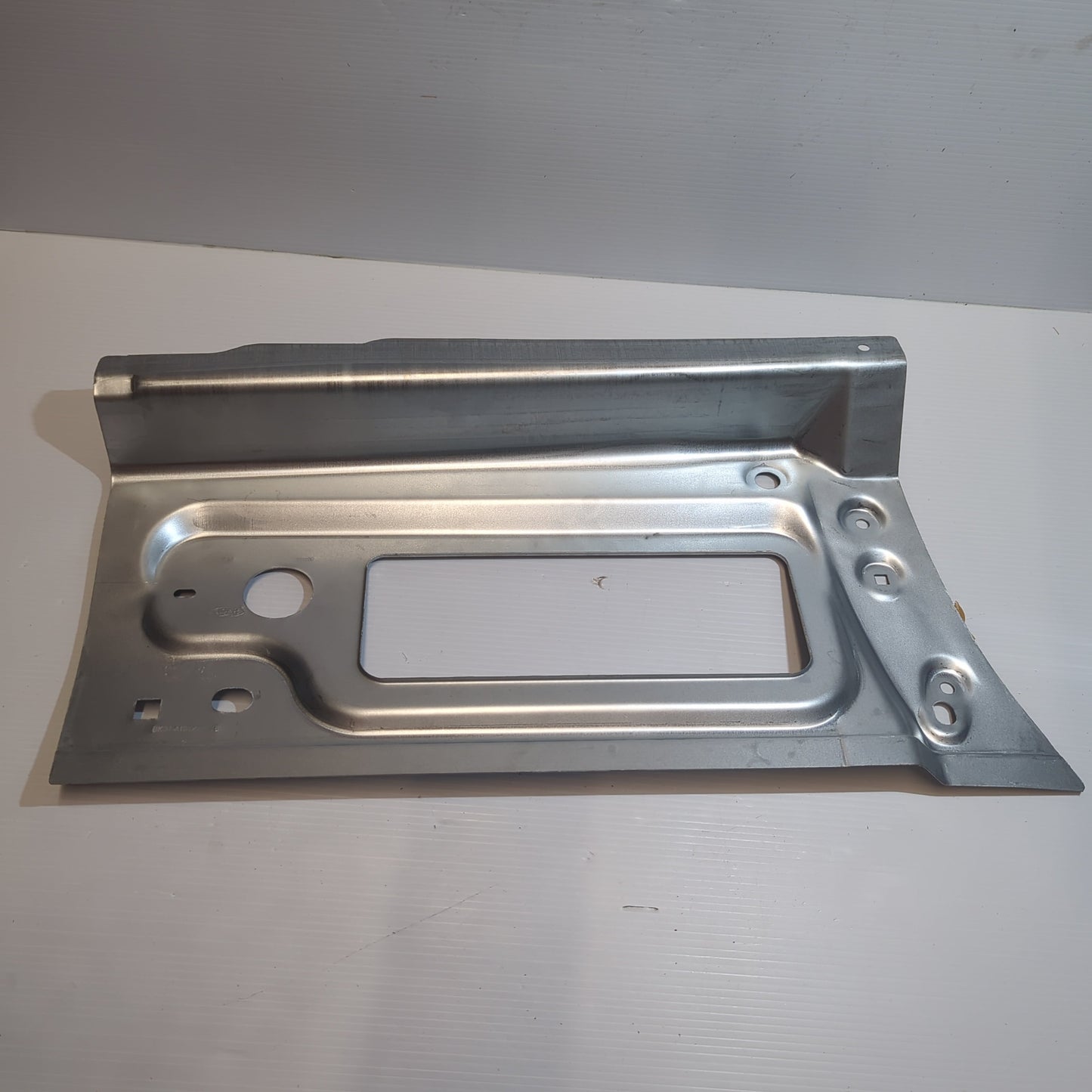 Genuine Rear Body Rocker Panel - Ford Transit 2014- | 1823647