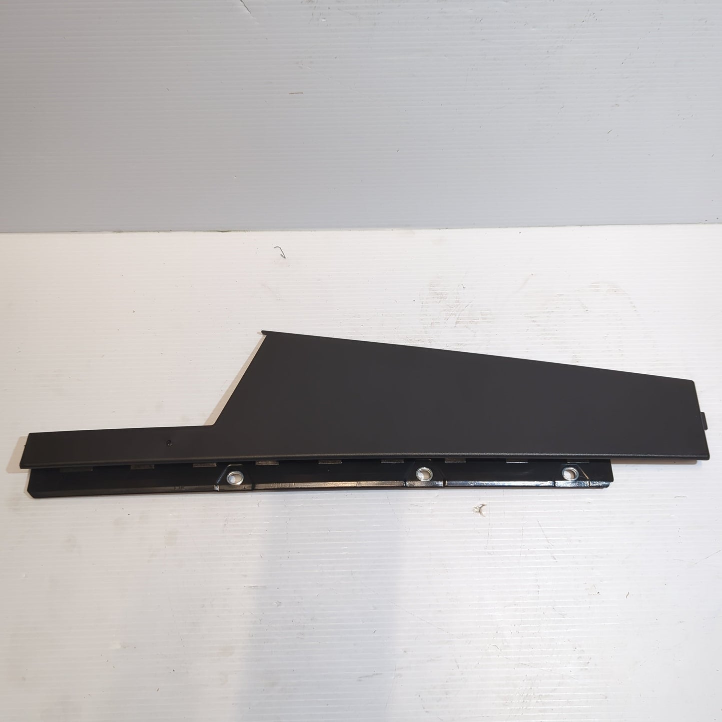 Genuine Outer Right Pillar Covering - Jeep Renegade 2014-2018 | 51953329