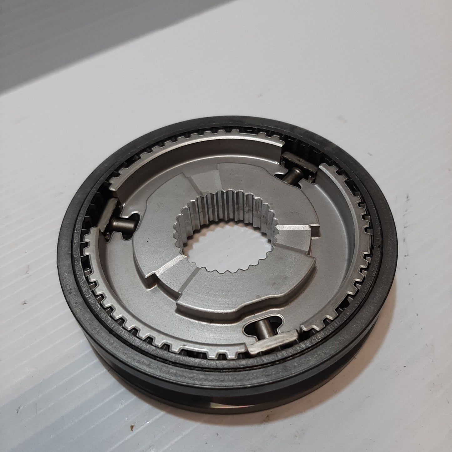 Genuine Gearbox 5th and 6th Synchronizer Hub - Ford Focus 1.6 | 1778762