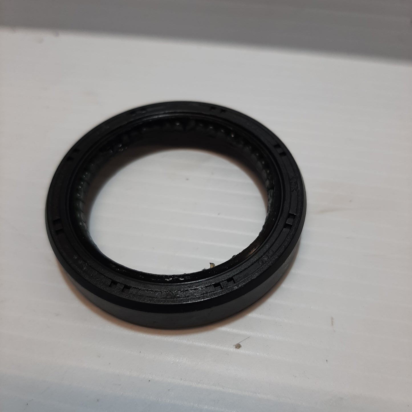 1x Genuine Oil Seal - Suzuki Grand Vitara 2005-2015 | 24771-54J30-000