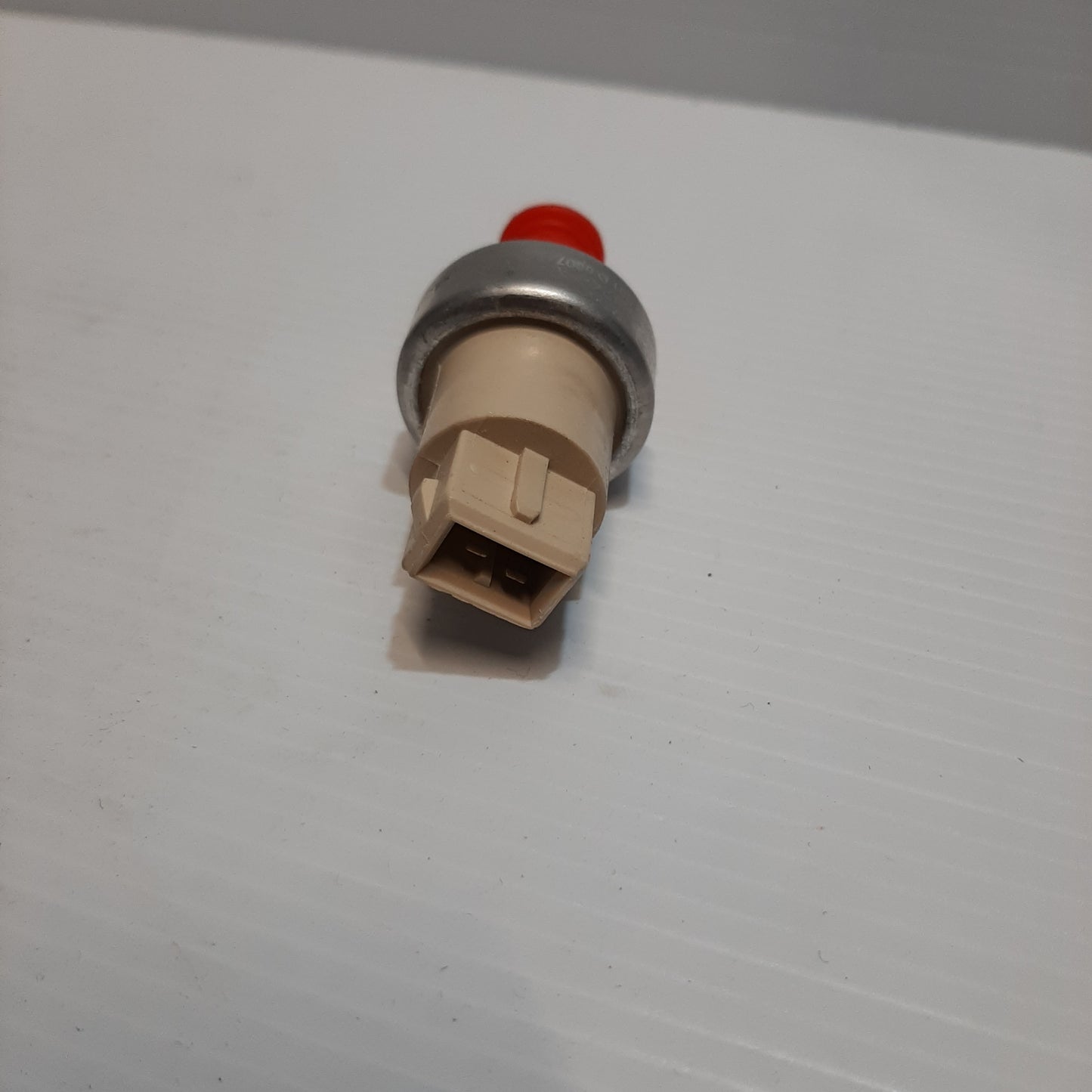 Genuine Oil Pressure Switch - Ford Galaxy / Fiesta / KA | 1010902