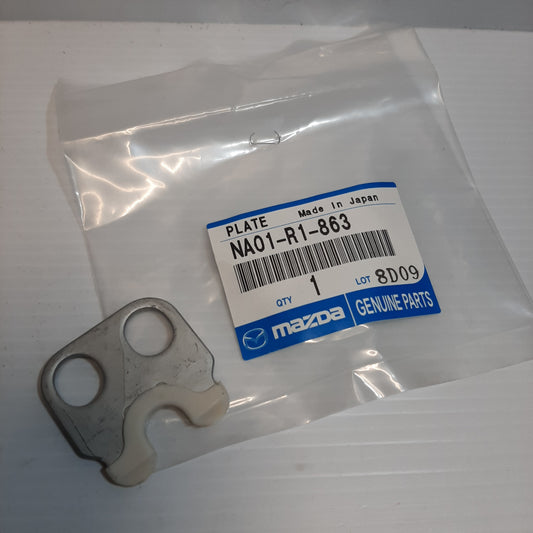 Genuine Rear Locking Plate - Mazda Miata MX5 1991-2005 | NA01R1863