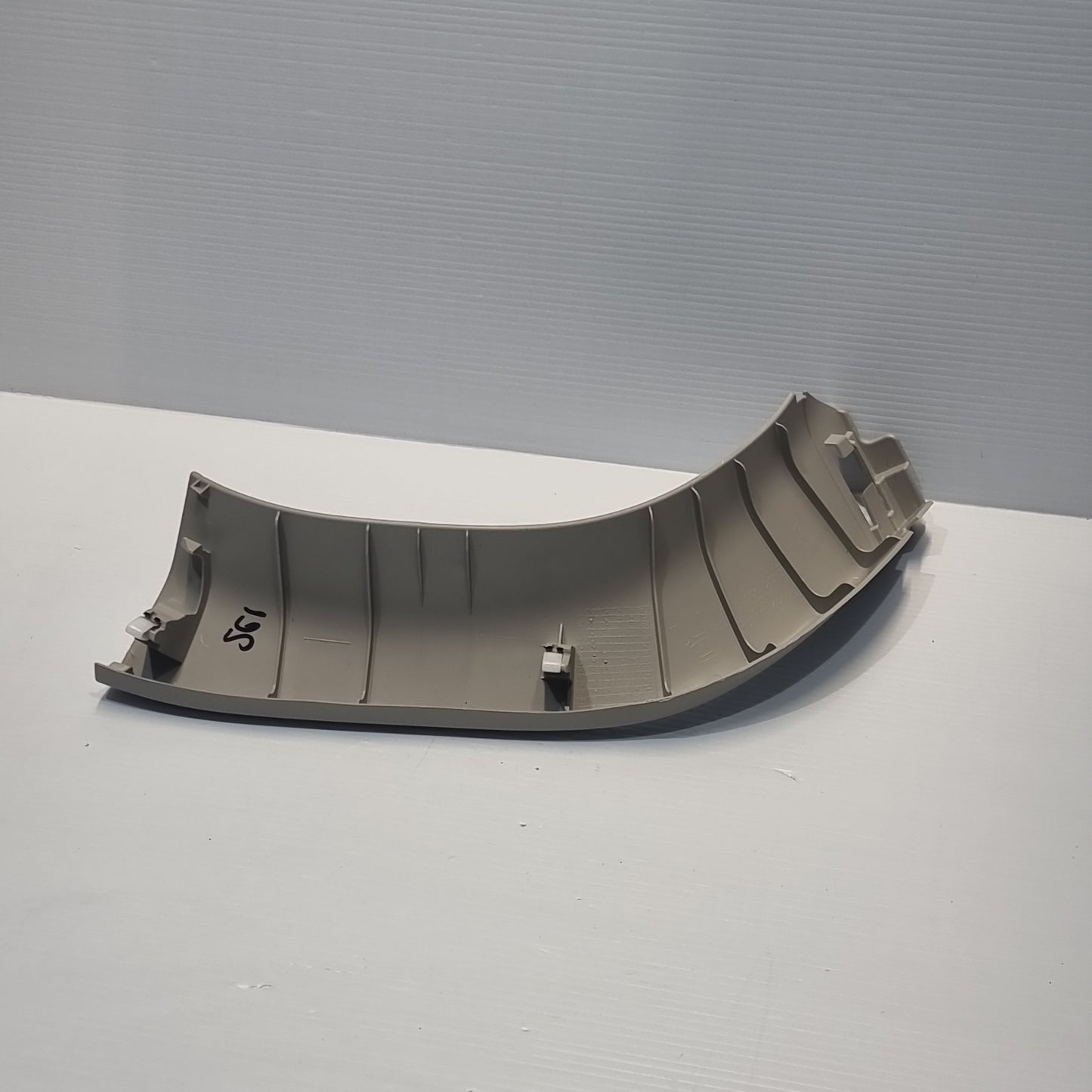 Genuine Interior Tailgate Trim - Nissan Leaf 2010-2017 | 909023NL0A