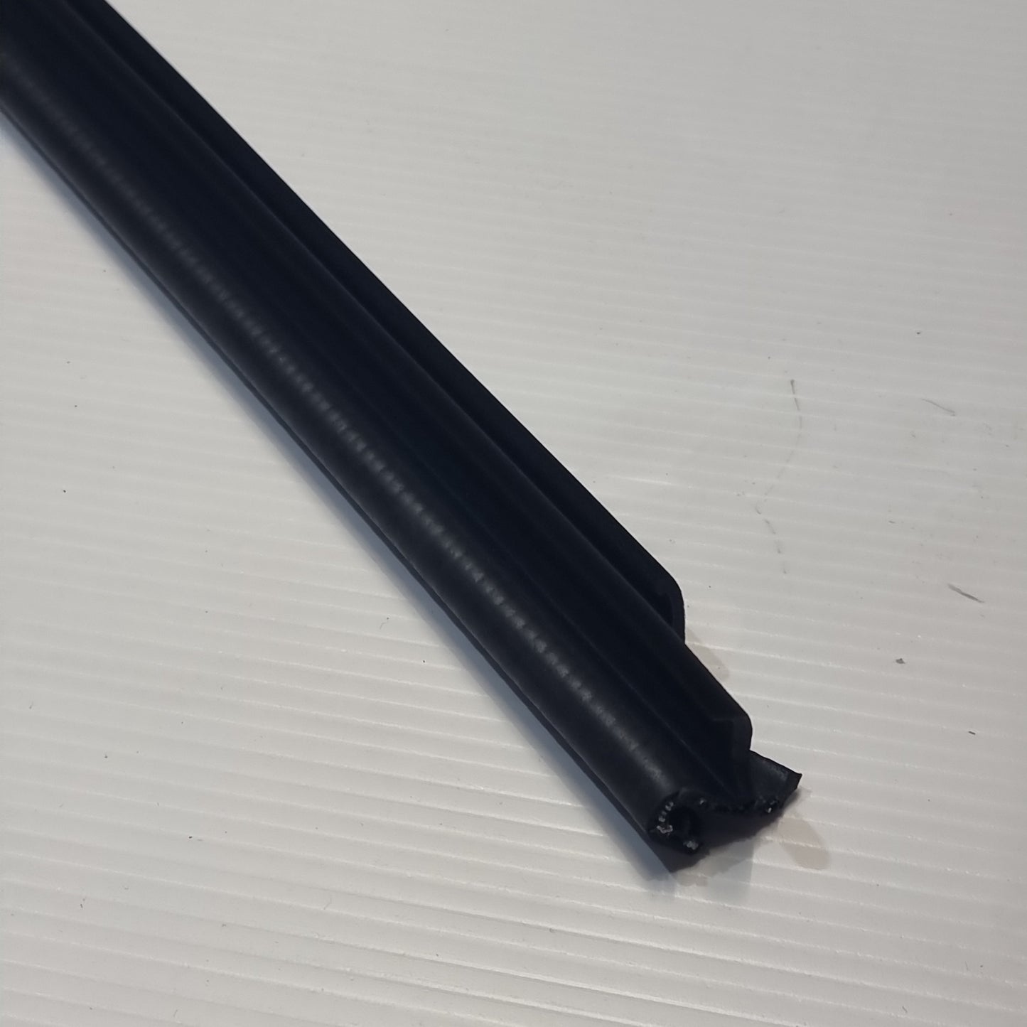 Genuine Left Door Lower Window Weatherstrip - Ford Kuga 2012-2020 | 5276031
