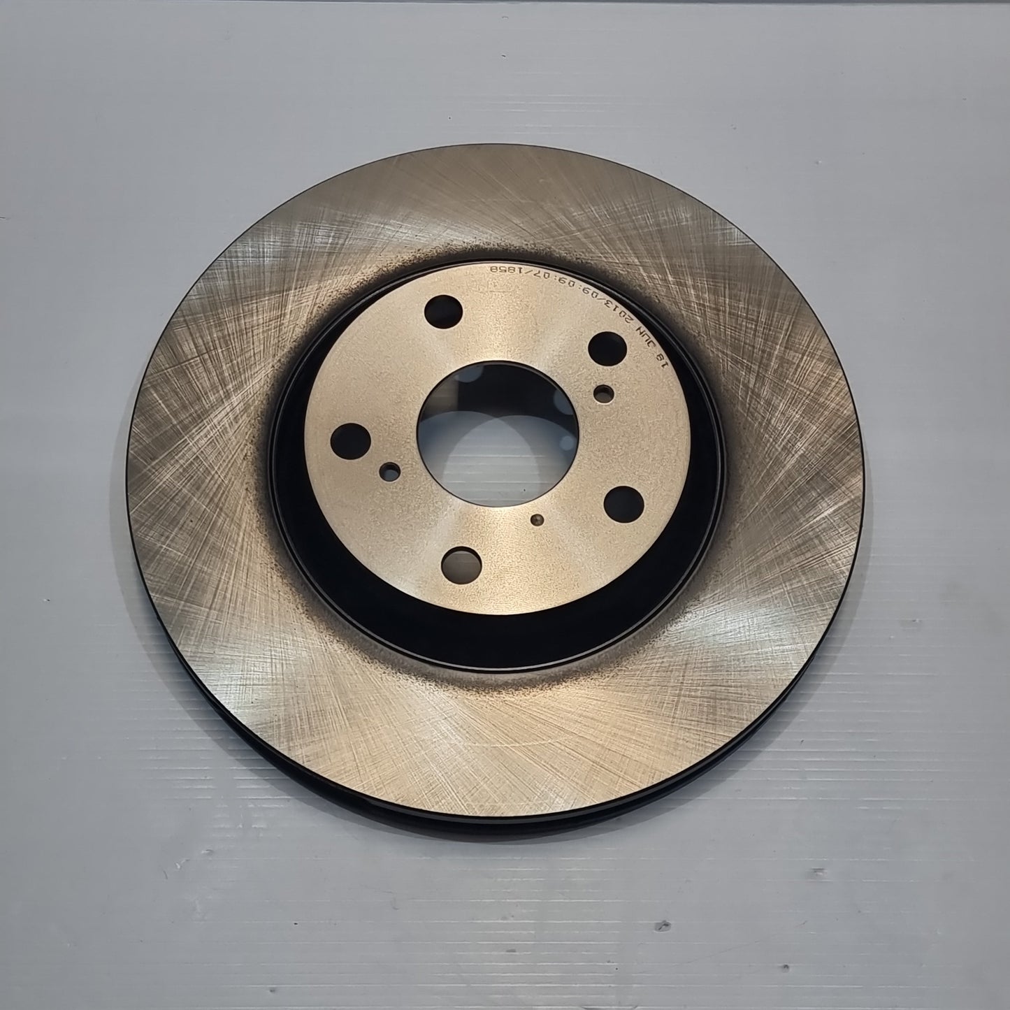 Genuine Front Brake Disc - Toyota Avensis / Versa / Auris | 43512-02190