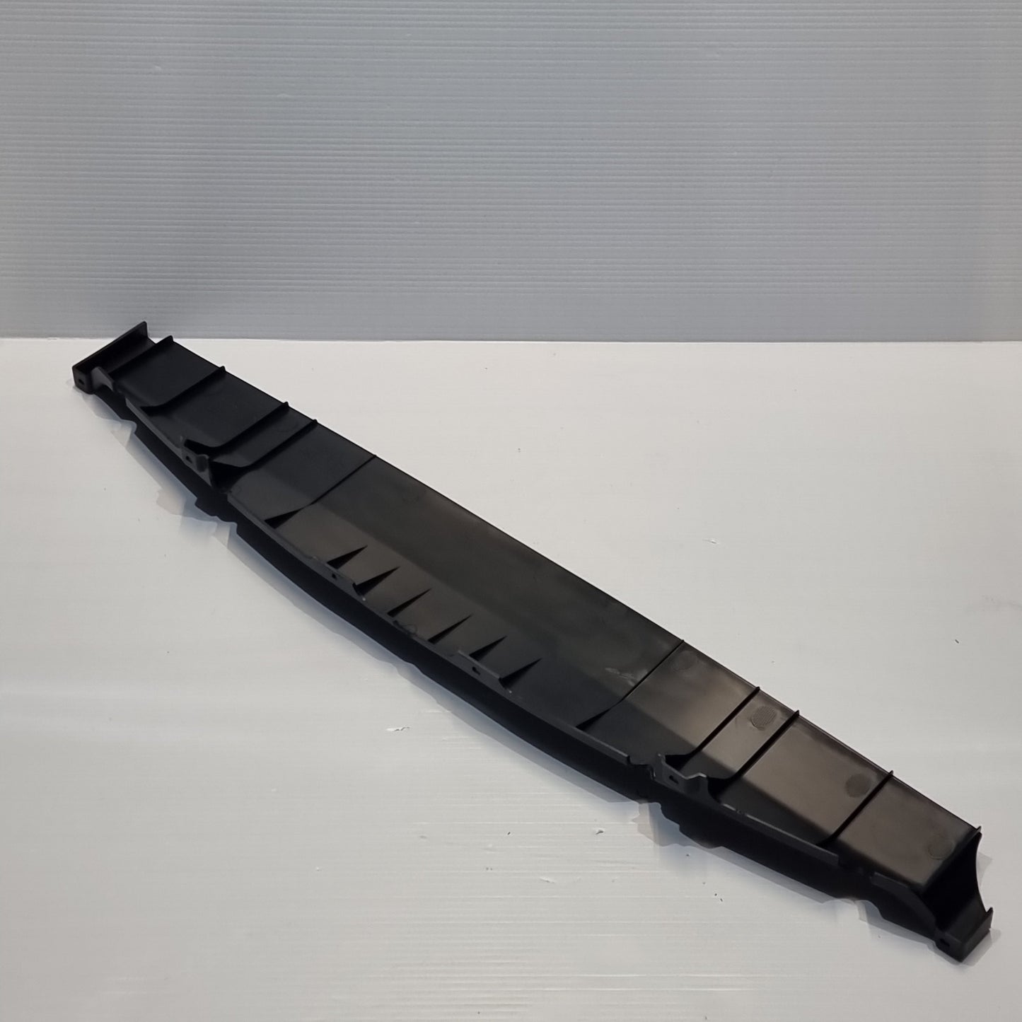 Genuine Front Grille Lower Cover - Honda | 71122TV8E01