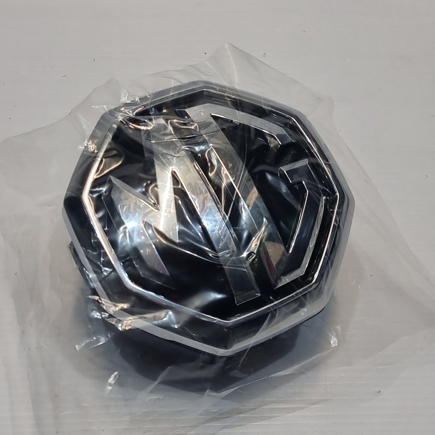 Genuine MG Handle Asm-L/Gate O/S | 10433072