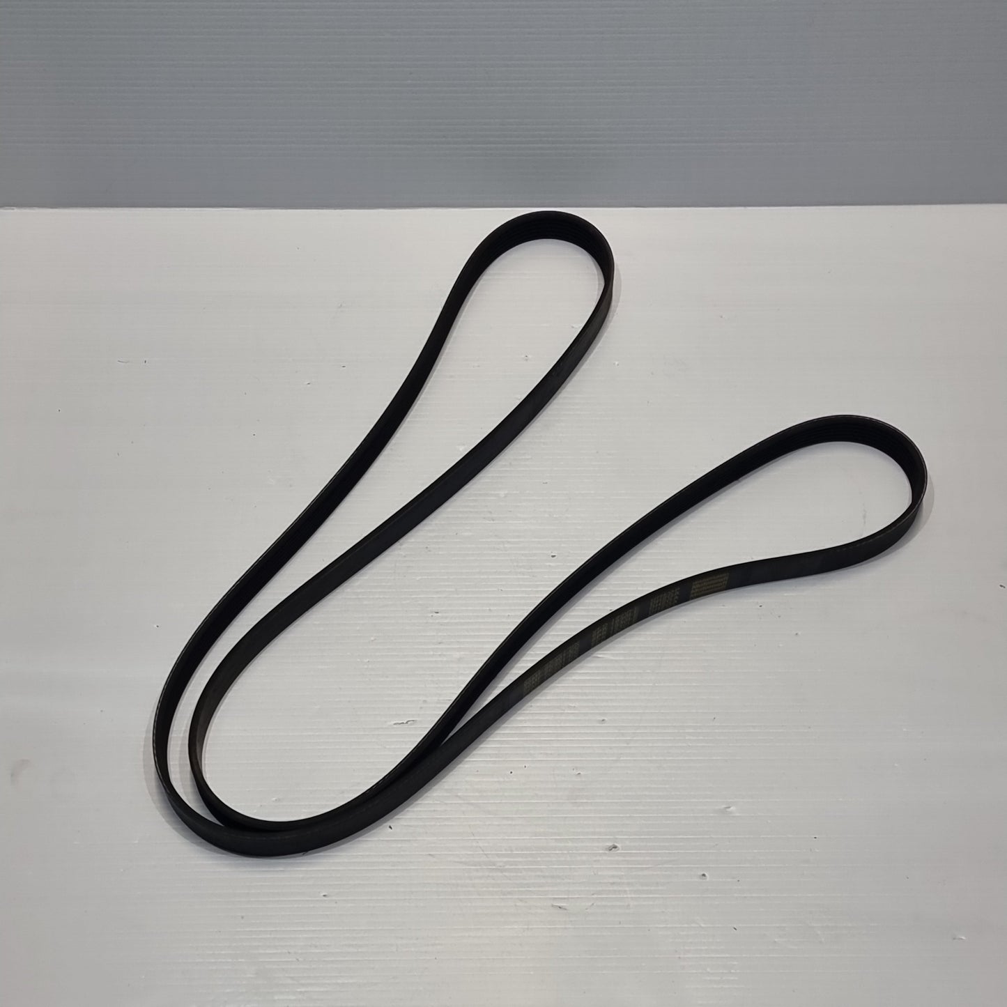 Genuine Alternator V-Belt - Ford Fiesta | 1004486