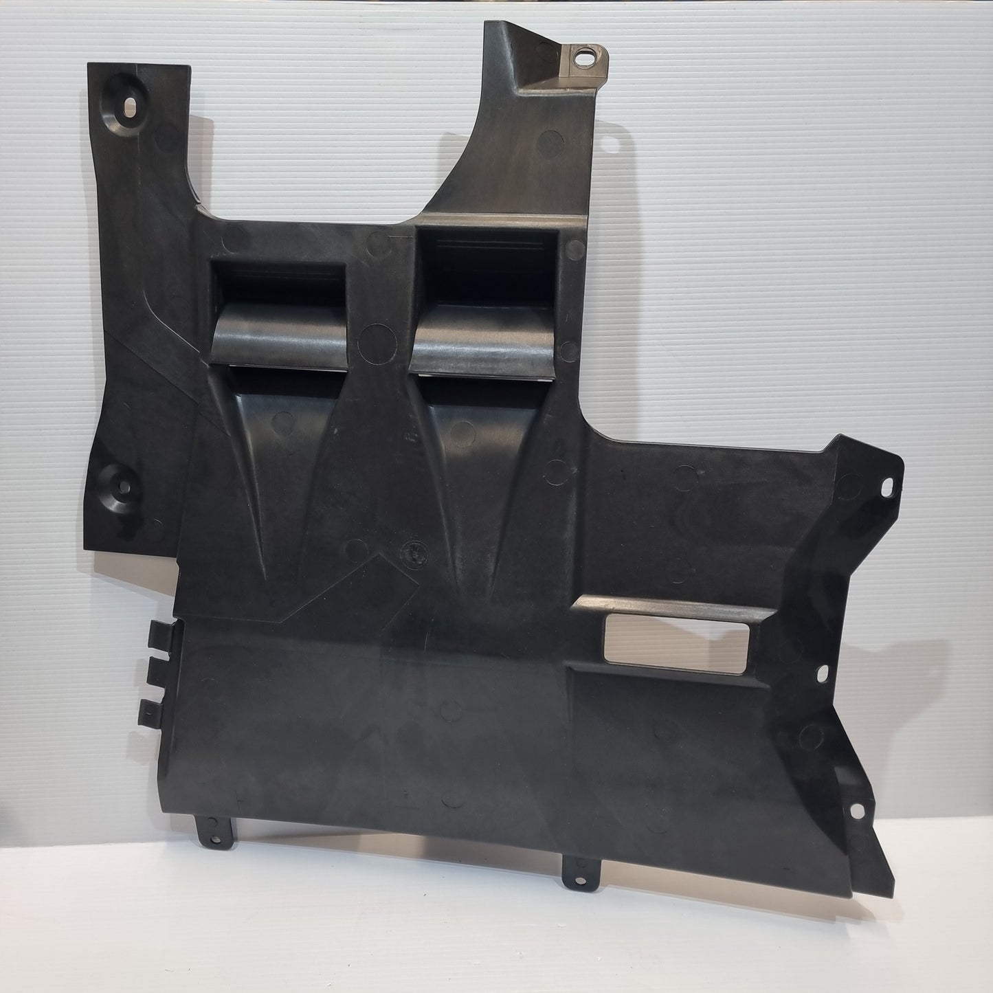 Genuine Engine Protection Plate - Volvo S40 / V40 | 30851129