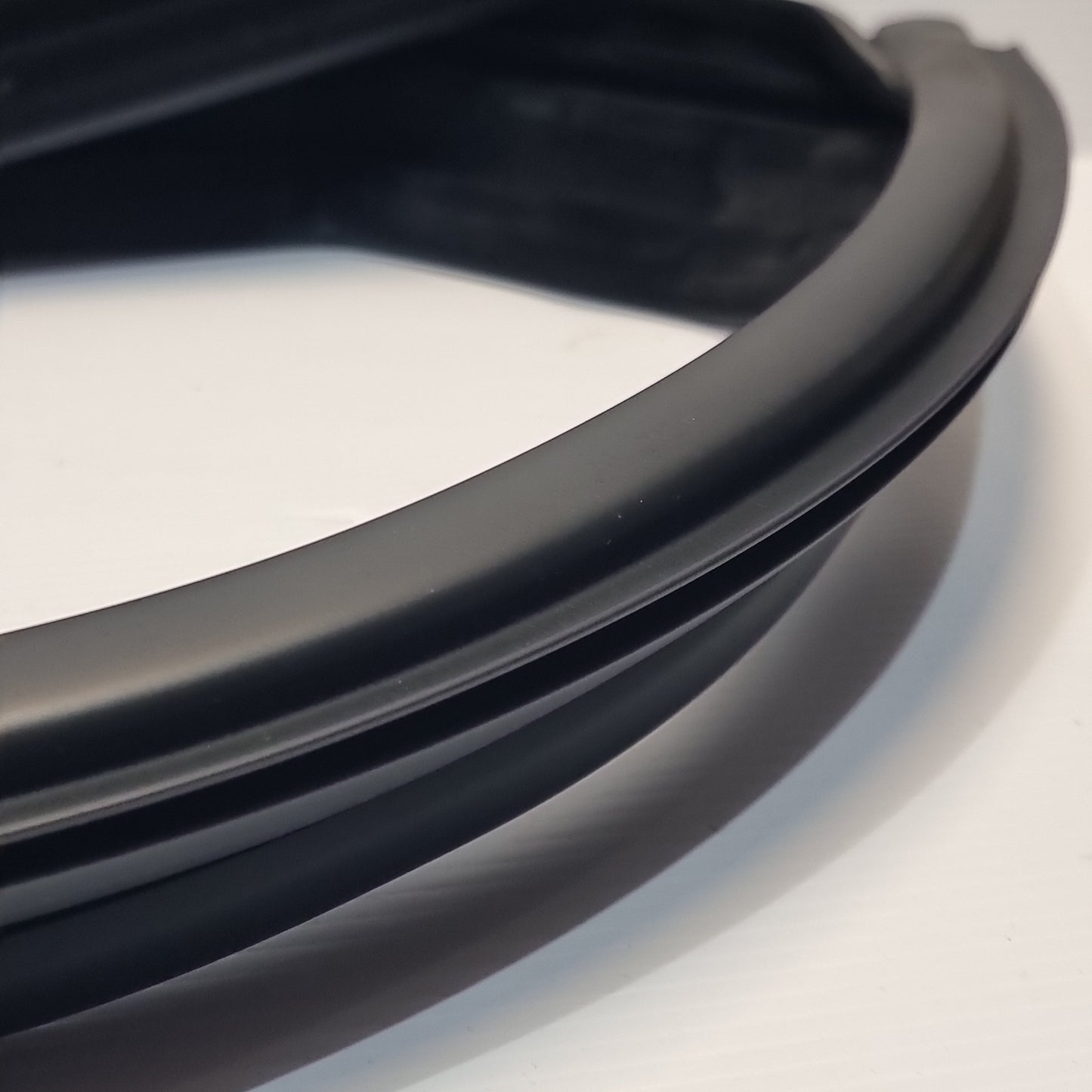Genuine Rear Right Door Sealing Gasket - Fiat 500L 2012-2022 | 51884149