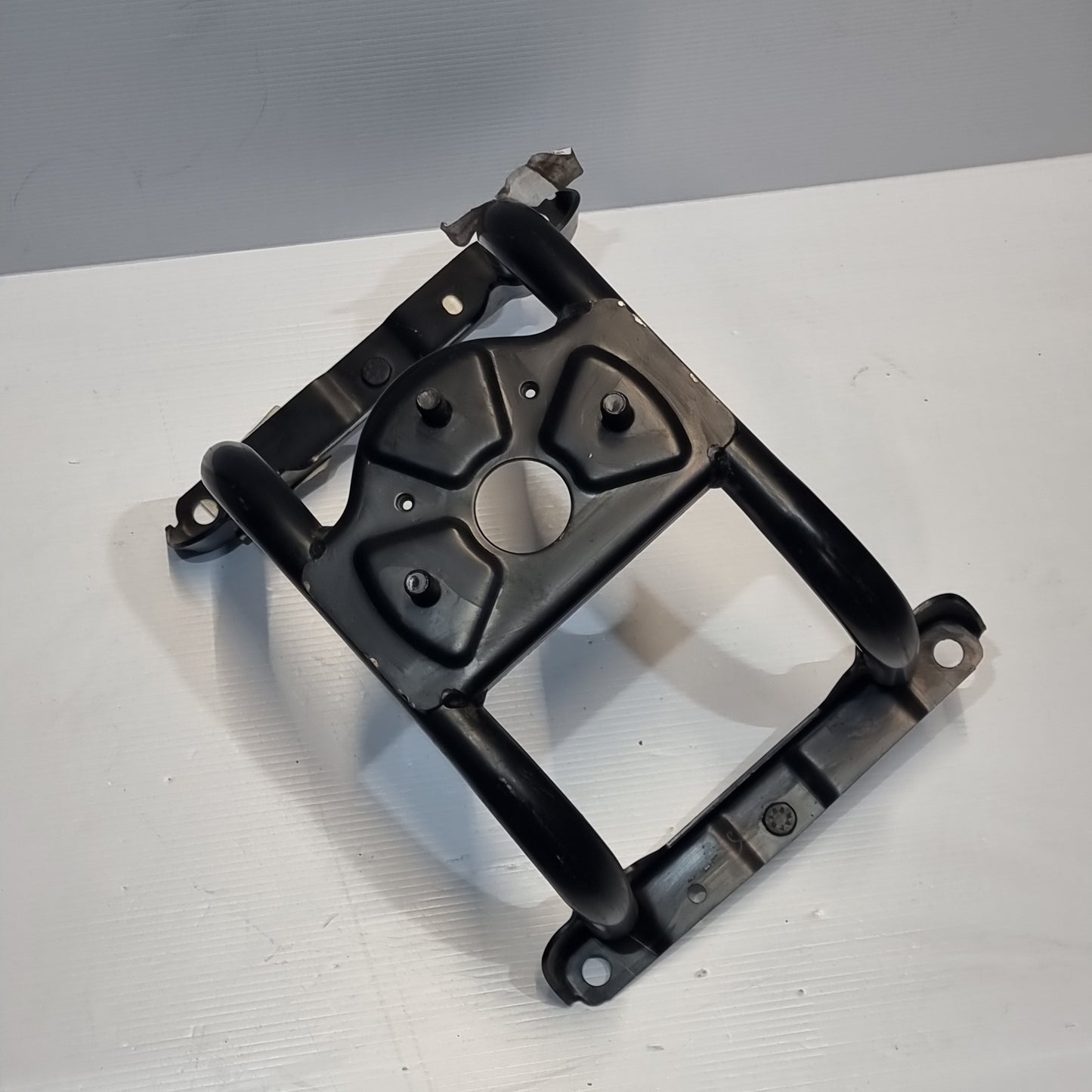 Genuine Spare Wheel Carrier Bracket - Ford EcoSport 2013- | 1945767