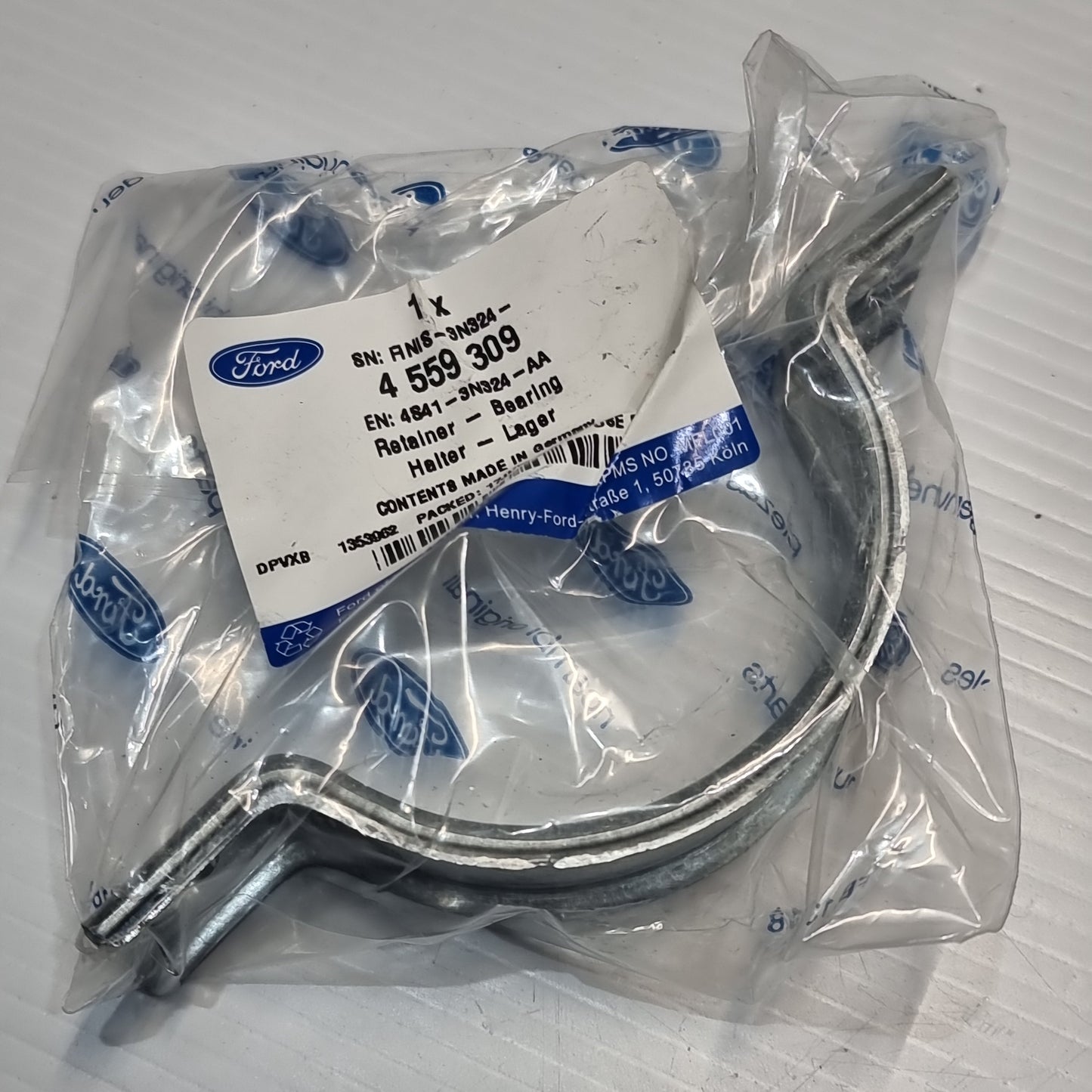 Genuine Exhaust Manifold Refit Kit - Ford | 2337187