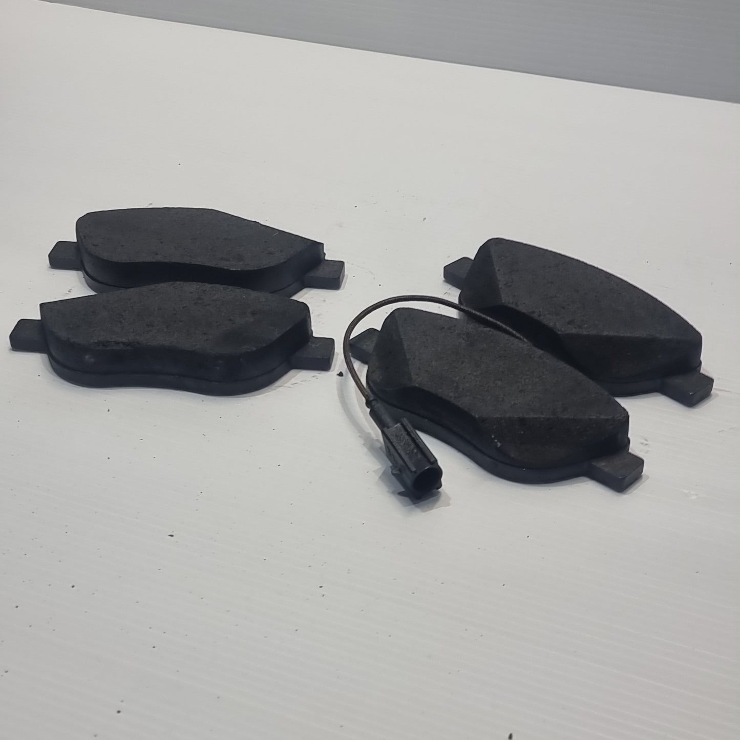 Genuine Front Brake Pad Set - Fiat Punto 2008-2009 | 71770102
