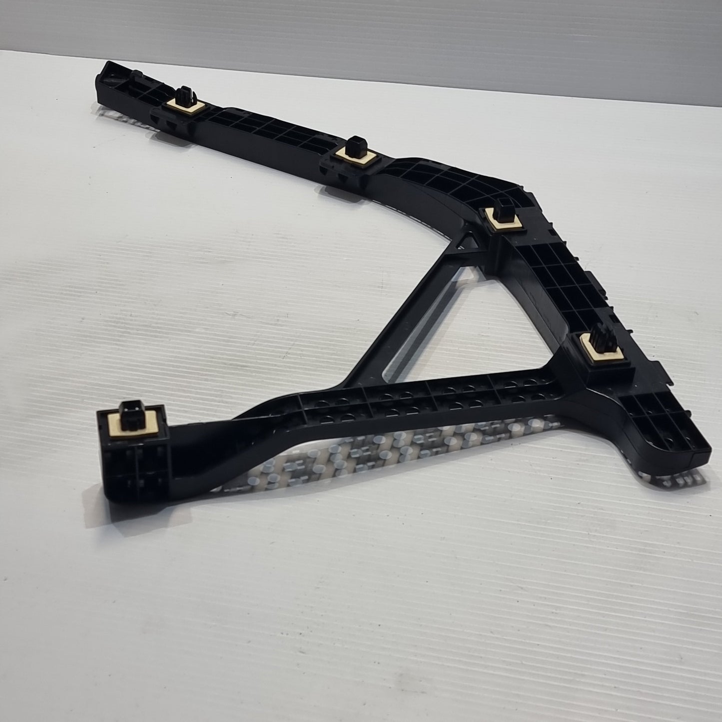 Genuine Right Rear Bumper Side Spacer - Honda Insight 2010-2014 | 71593TM8A02