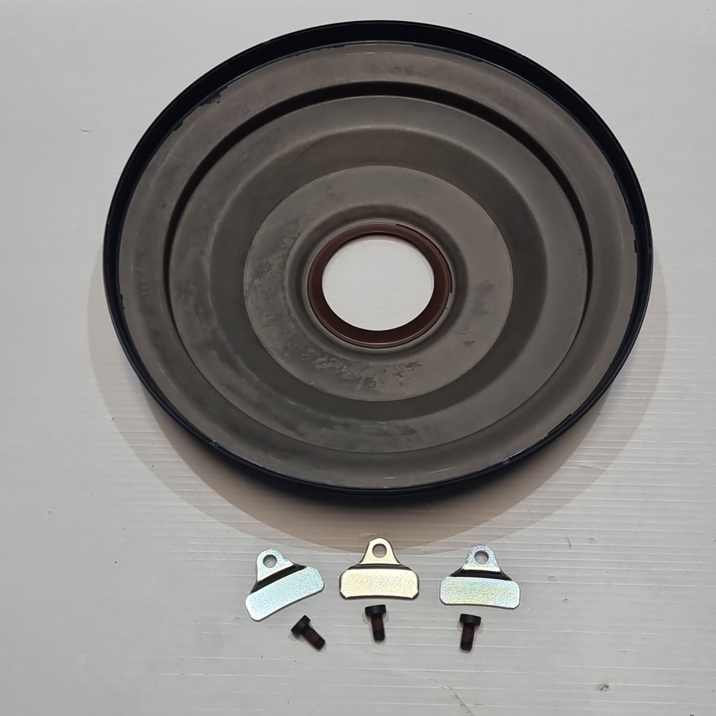 Genuine Clutch Cover Kit - Ford | 1848702