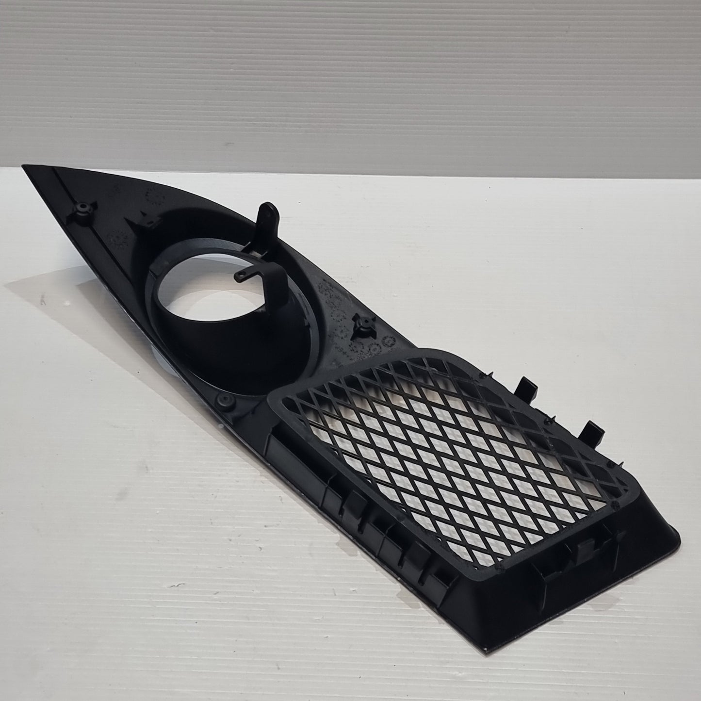 Right Front Bumper Grille - Fiat Doblo 2005-2010 | 735417169