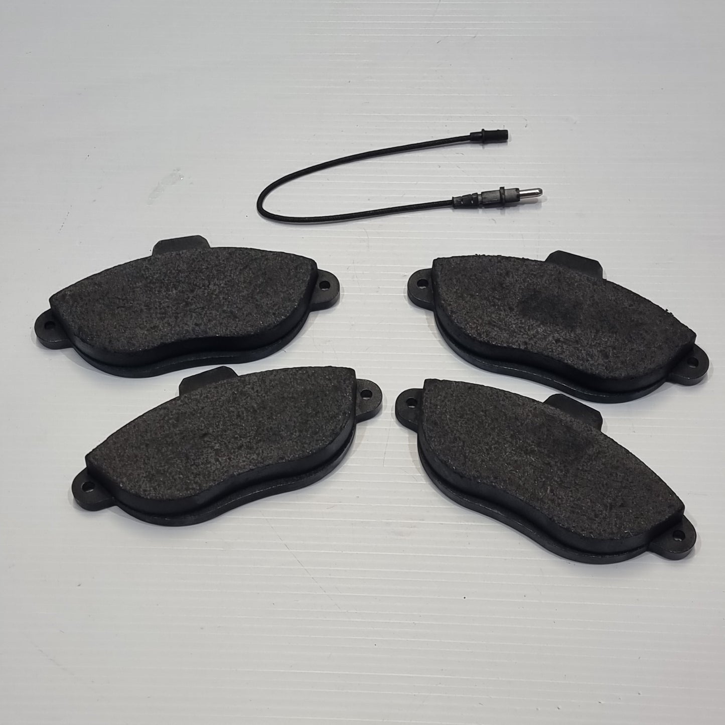Genuine Front Brake Pad Set - Fiat Ulysse / Scudo | 71770132