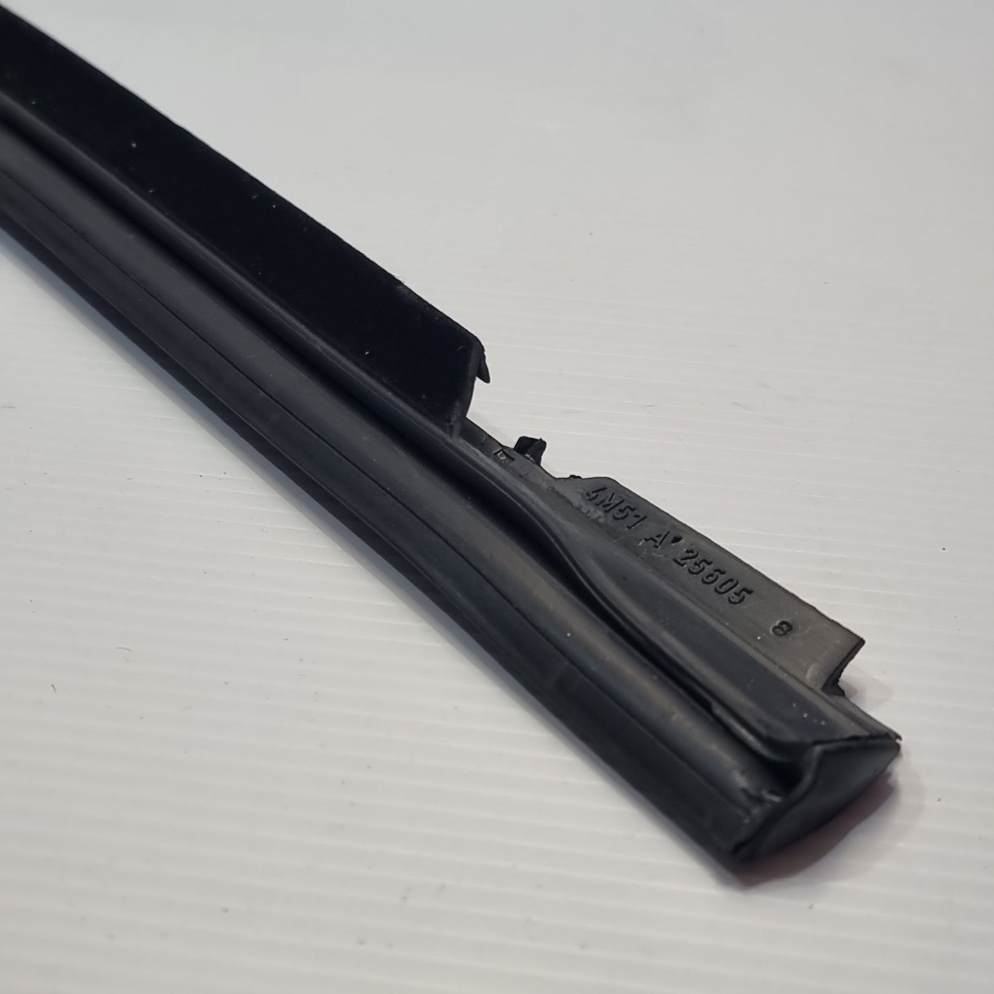 Genuine Left Door Weatherstrip - Ford Focus / C-Max 2003-2011 | 1748427