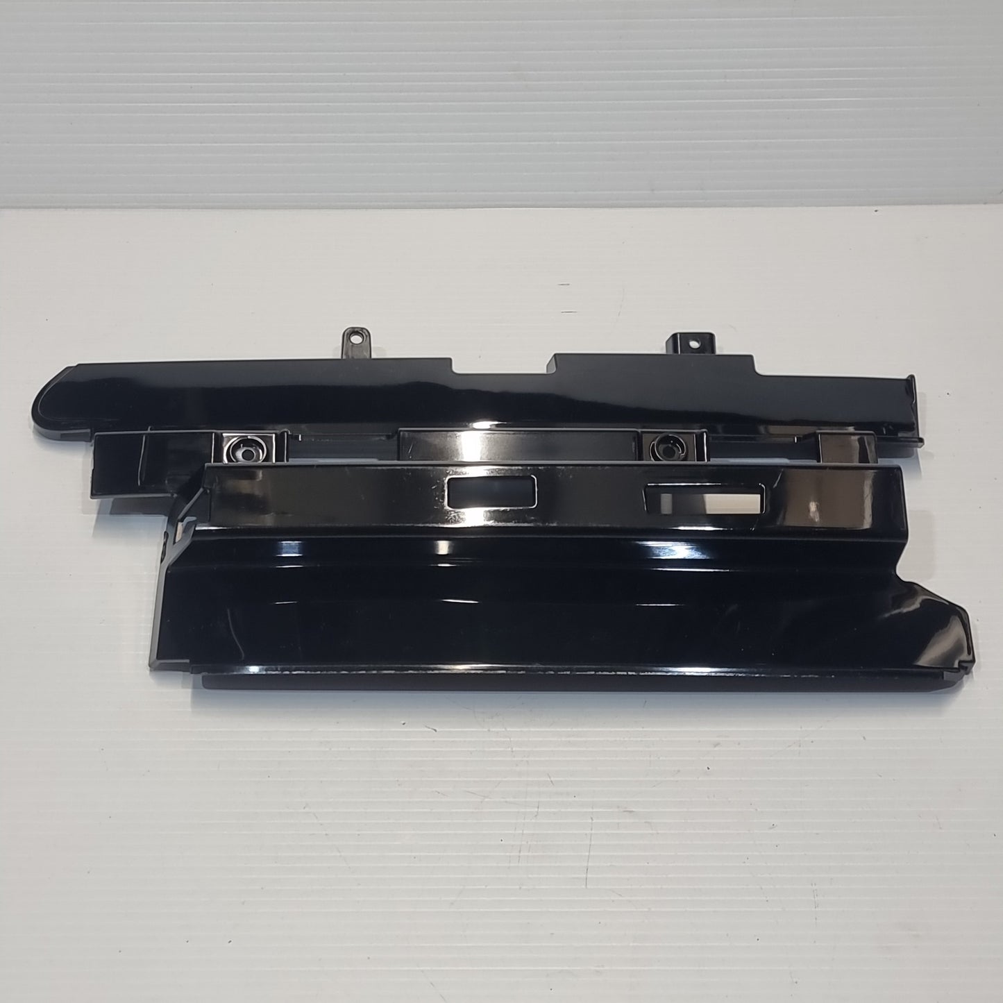Genuine Ford Panel - Radiator Grille - Opening | 2308262