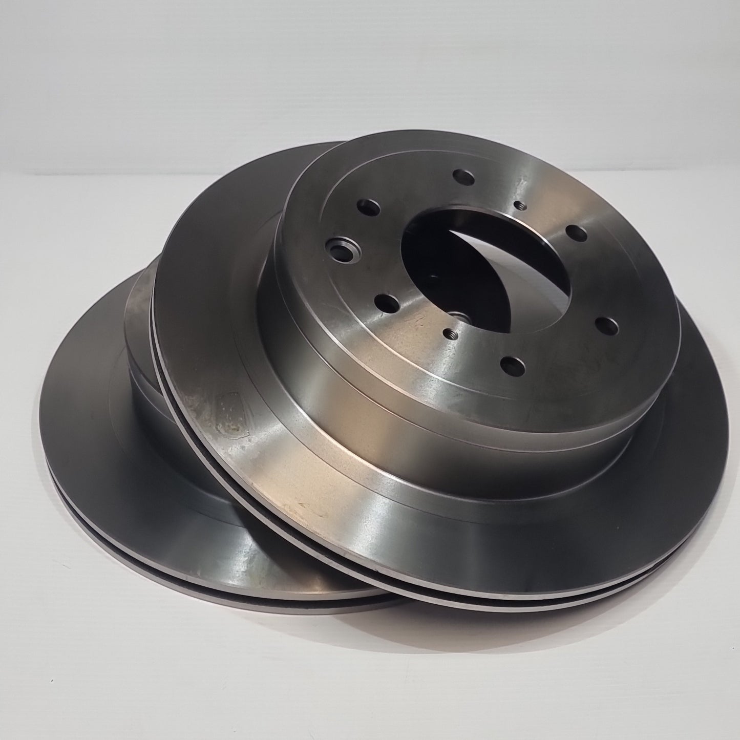 2x Genuine Rear Brake Disc - Mitsubishi Padjero 2007- | 4615A037