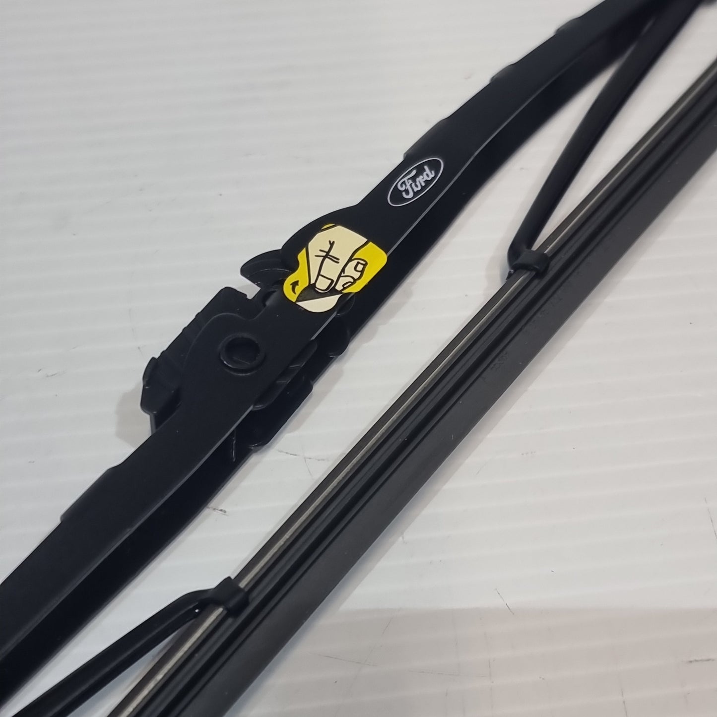 1x Genuine 20" / 500mm Wiper Blade - Ford Mondeo / Escort | 1714579