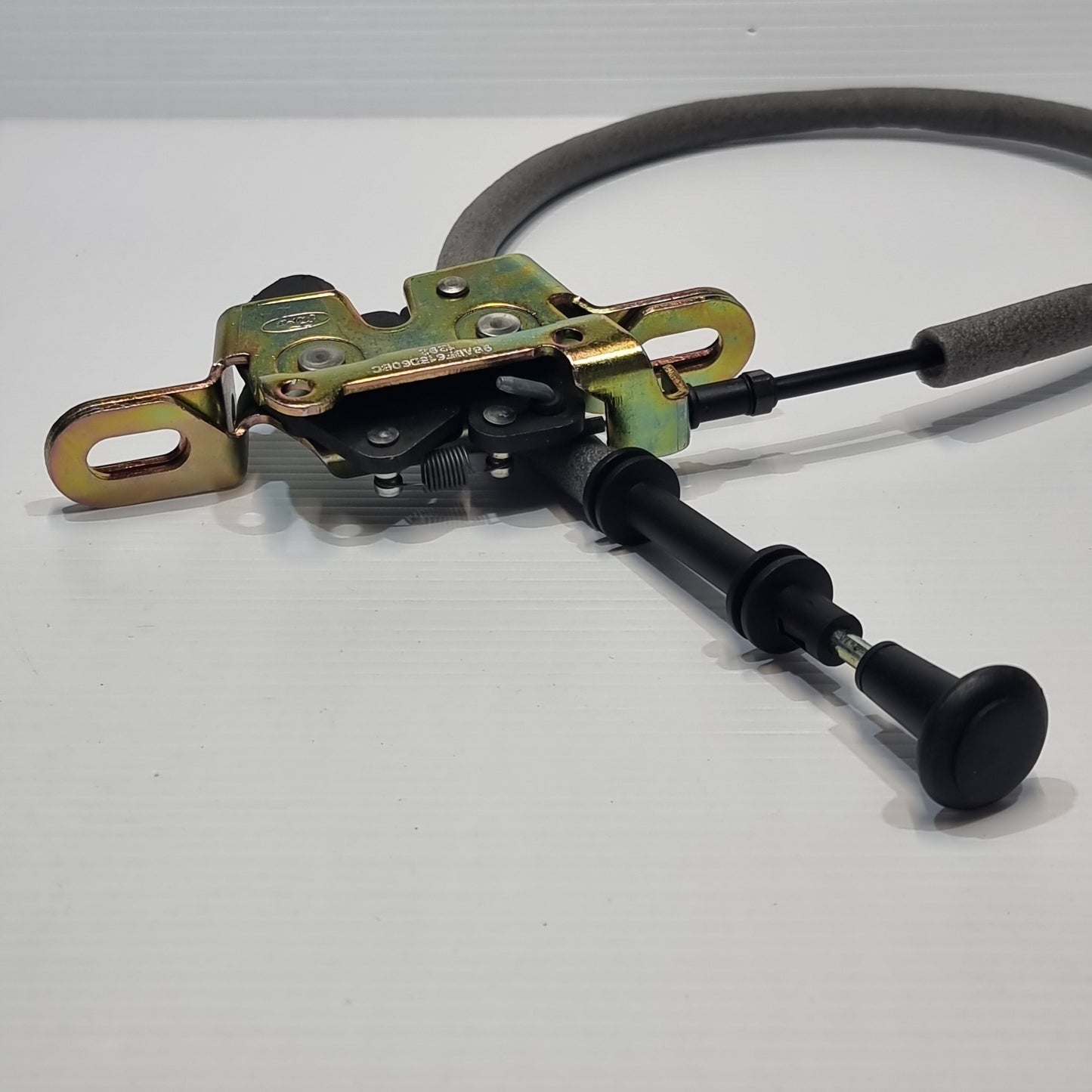 Genuine Rear Seat Latch Assembly - Ford Focus | 1121164