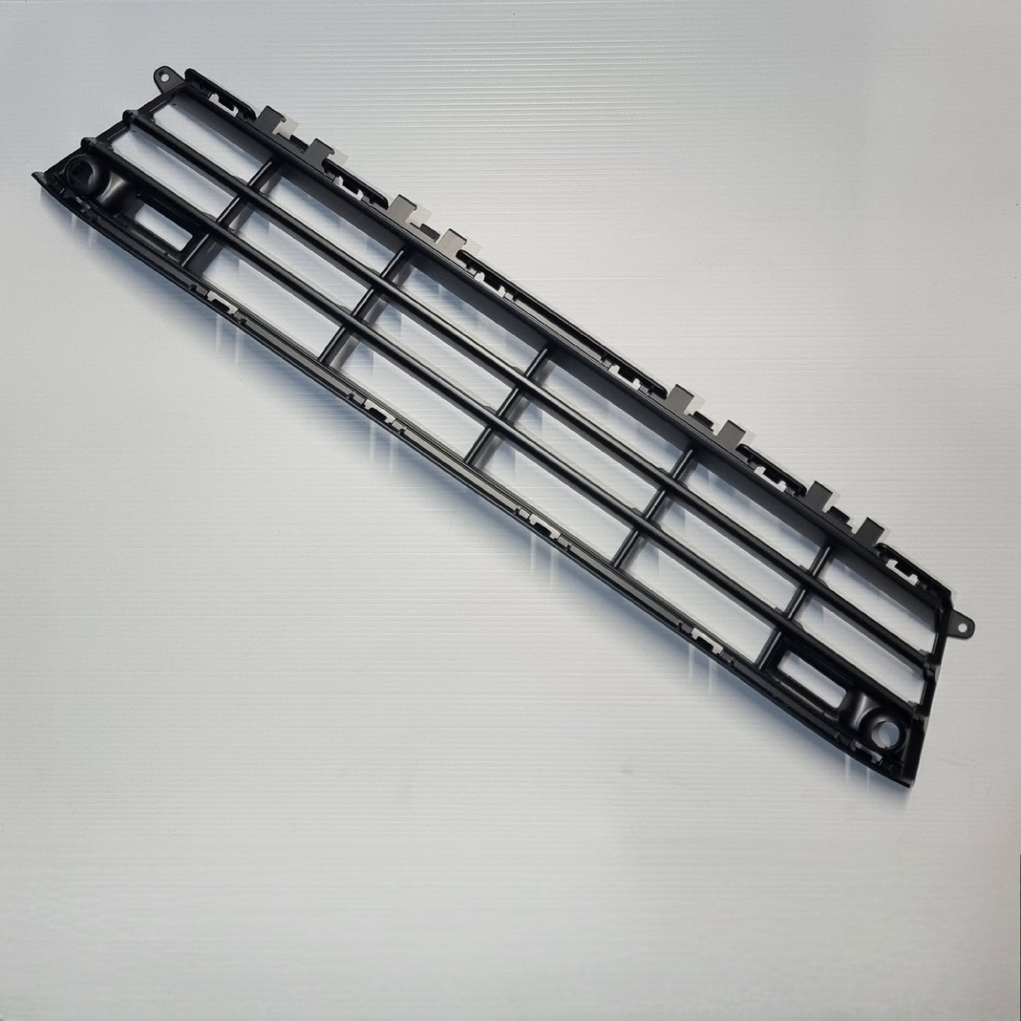 Genuine Volvo Grille | 31383595