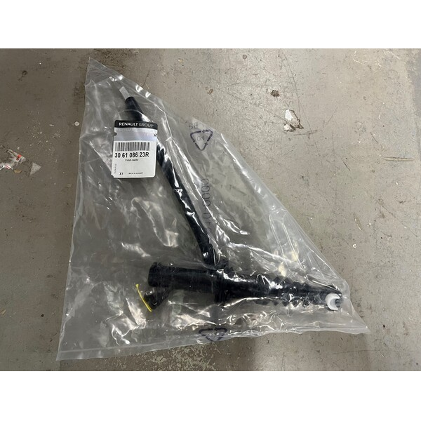 Genuine Renault Clio Clutch Master Cylinder 306108623R | 30 61 086 23R