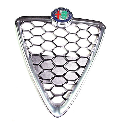 Radiator Grille and Badge / Brushed Alloy - Giulietta 2016 Onward | 156112051