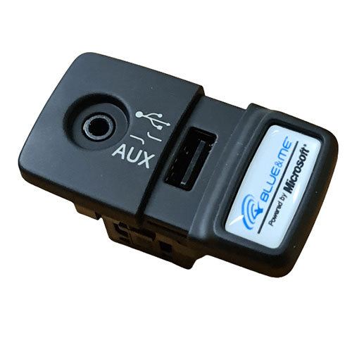 Blue&Me and Aux in Socket - Fiat 500 / Panda / Punto | 735547937